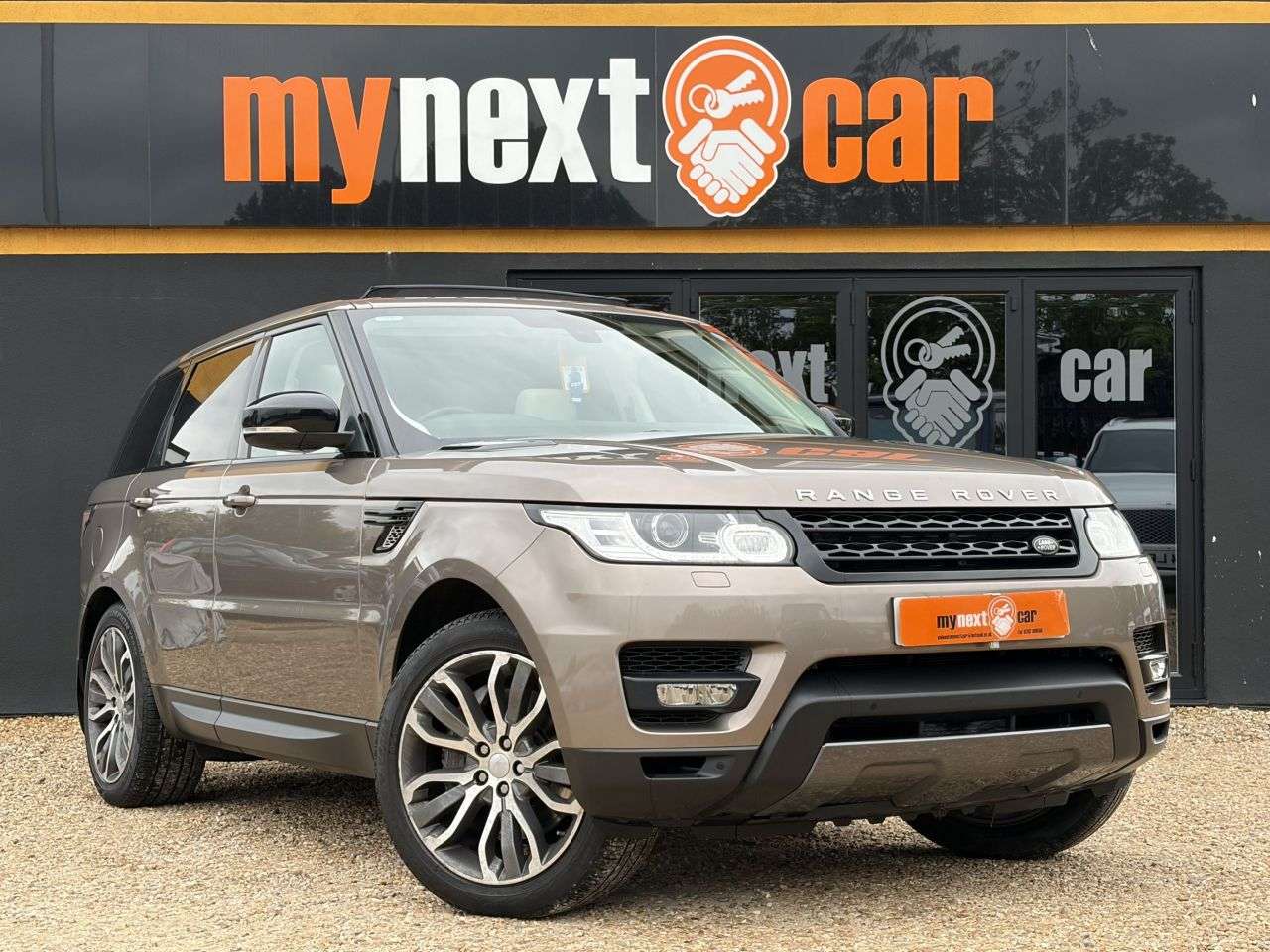 A 2016 LAND ROVER RANGE ROVER SPORT 3.0 SD V6 HSE Dynamic SUV 5dr Diesel Auto 4WD Euro 6 (s/s) (306 ps) 1 FORME A 2016 LAND ROVER RANGE ROVER SPORT 3.0 SD V6 HSE Dynamic SUV 5dr Diesel Auto 4WD Euro 6 (s/s) (306 ps) 1 FORME