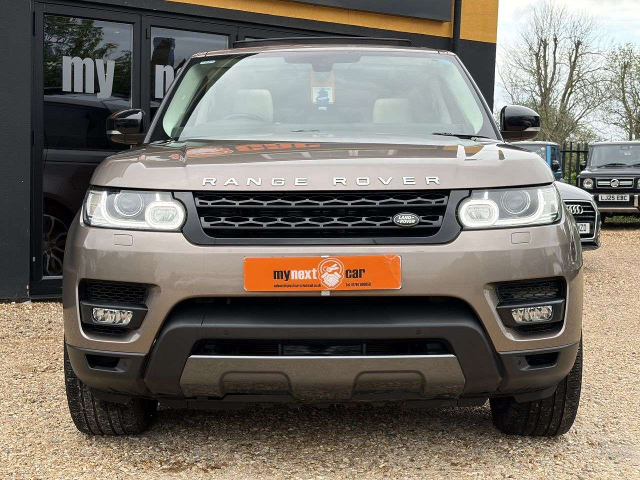 A 2016 LAND ROVER RANGE ROVER SPORT 3.0 SD V6 HSE Dynamic SUV 5dr Diesel Auto 4WD Euro 6 (s/s) (306 ps) 1 FORME A 2016 LAND ROVER RANGE ROVER SPORT 3.0 SD V6 HSE Dynamic SUV 5dr Diesel Auto 4WD Euro 6 (s/s) (306 ps) 1 FORME