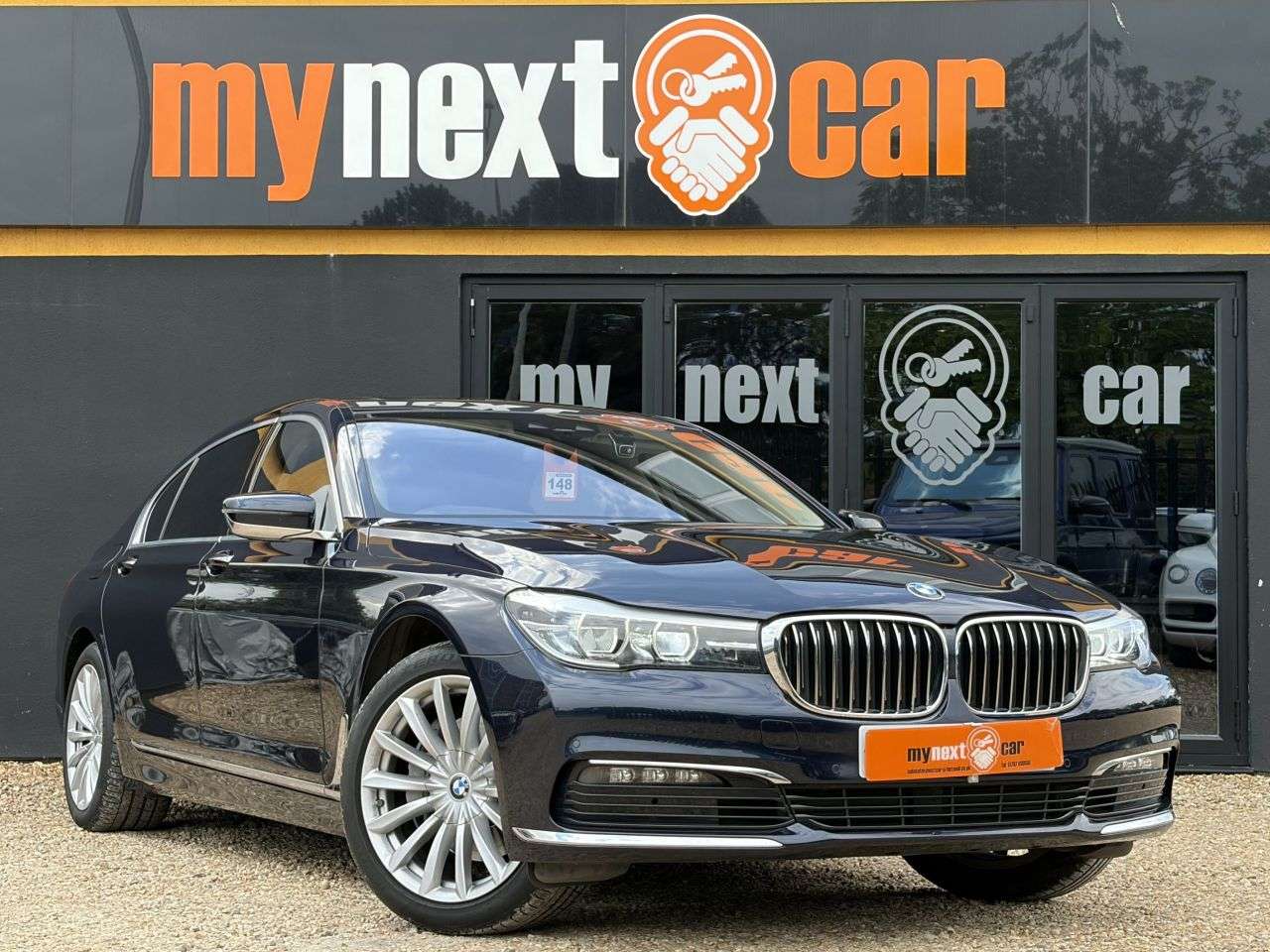 A 2017 BMW 7 SERIES 3.0 740Li Saloon 4dr Petrol Auto Euro 6 (s/s) (326 ps) Bowers & Wilkins sur A 2017 BMW 7 SERIES 3.0 740Li Saloon 4dr Petrol Auto Euro 6 (s/s) (326 ps) Bowers & Wilkins sur
