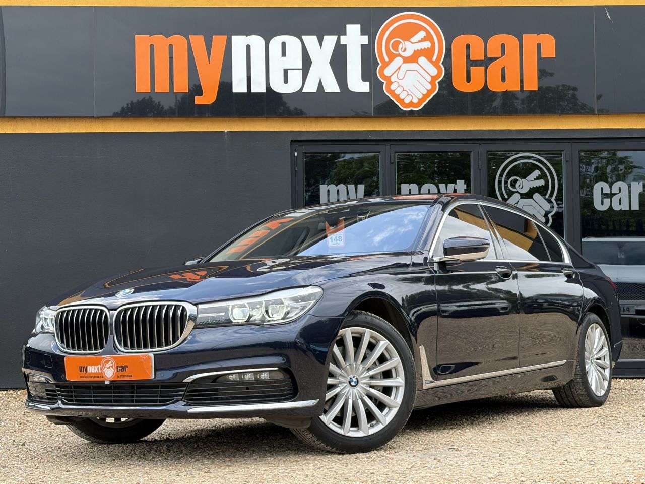 A 2017 BMW 7 SERIES 3.0 740Li Saloon 4dr Petrol Auto Euro 6 (s/s) (326 ps) Bowers & Wilkins sur A 2017 BMW 7 SERIES 3.0 740Li Saloon 4dr Petrol Auto Euro 6 (s/s) (326 ps) Bowers & Wilkins sur