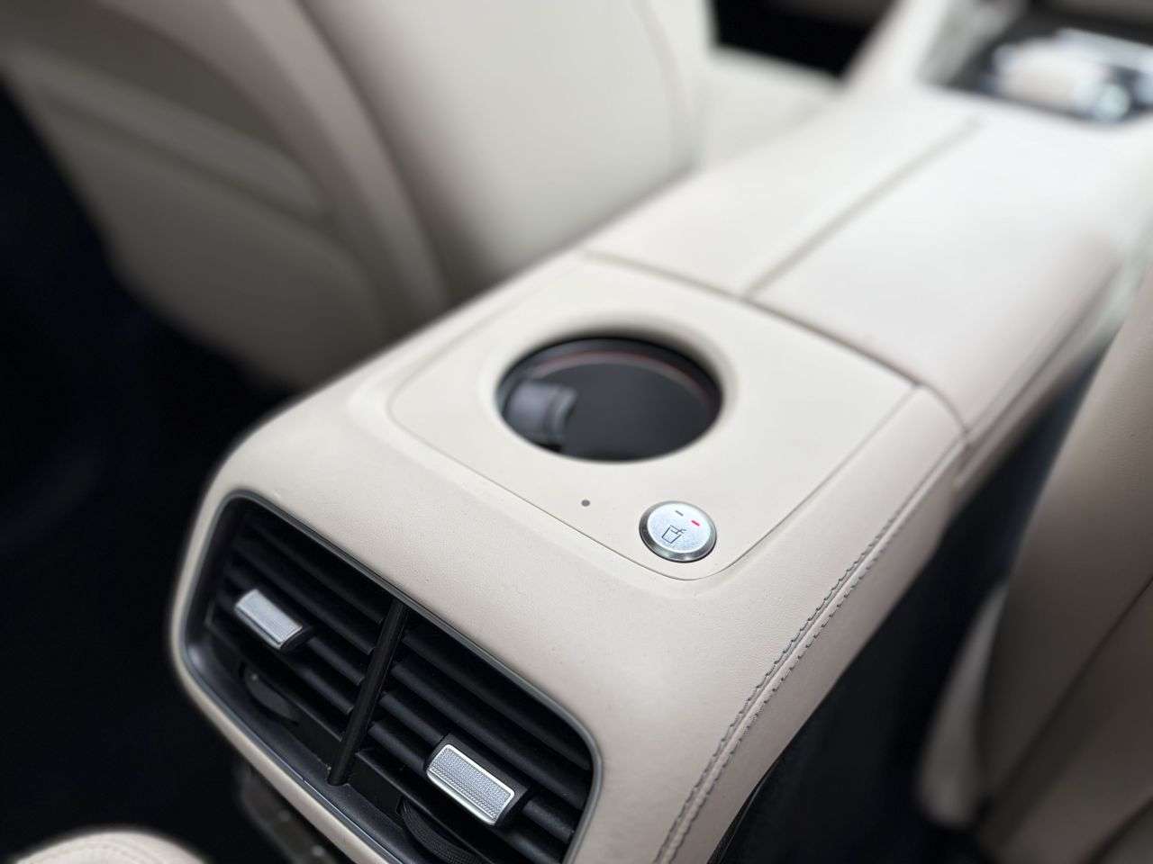 2024 MERCEDES-BENZ GLS 2024 MERCEDES-BENZ GLS