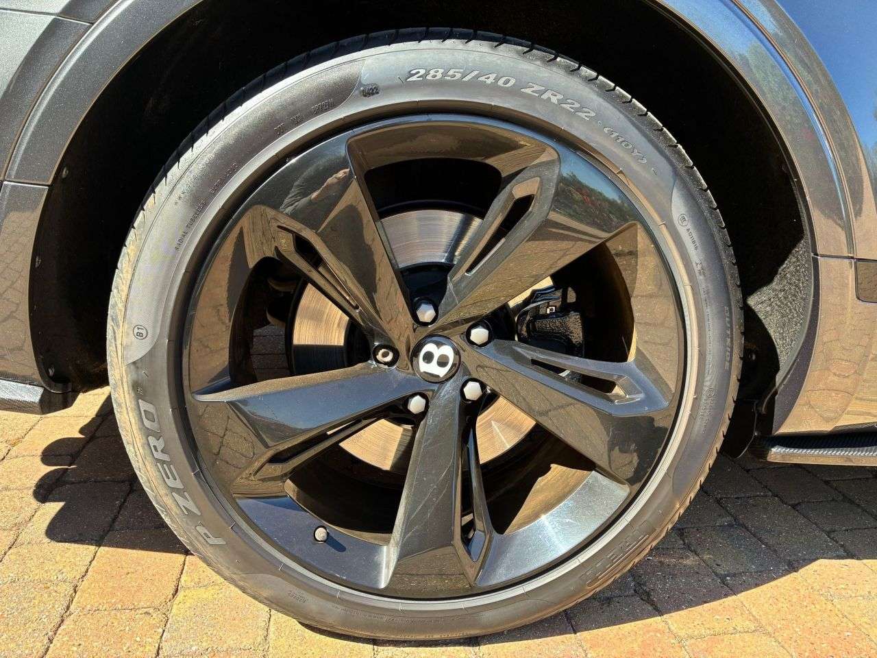 2017 BENTLEY BENTAYGA 2017 BENTLEY BENTAYGA