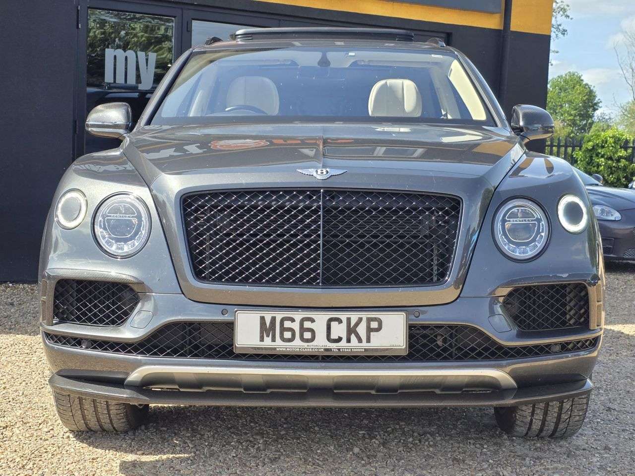A 2021 BENTLEY BENTAYGA 6.0 W12 SUV 5dr Petrol Auto 4WD Euro 6 (s/s) (608 ps) 22" ALLOYS + MASSAGE A 2021 BENTLEY BENTAYGA 6.0 W12 SUV 5dr Petrol Auto 4WD Euro 6 (s/s) (608 ps) 22" ALLOYS + MASSAGE