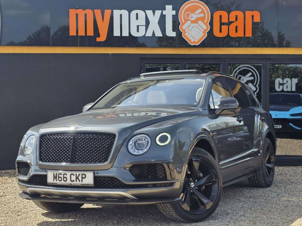 A 2021 BENTLEY BENTAYGA 6.0 W12 SUV 5dr Petrol Auto 4WD Euro 6 (s/s) (608 ps) 22" ALLOYS + MASSAGE A 2021 BENTLEY BENTAYGA 6.0 W12 SUV 5dr Petrol Auto 4WD Euro 6 (s/s) (608 ps) 22" ALLOYS + MASSAGE