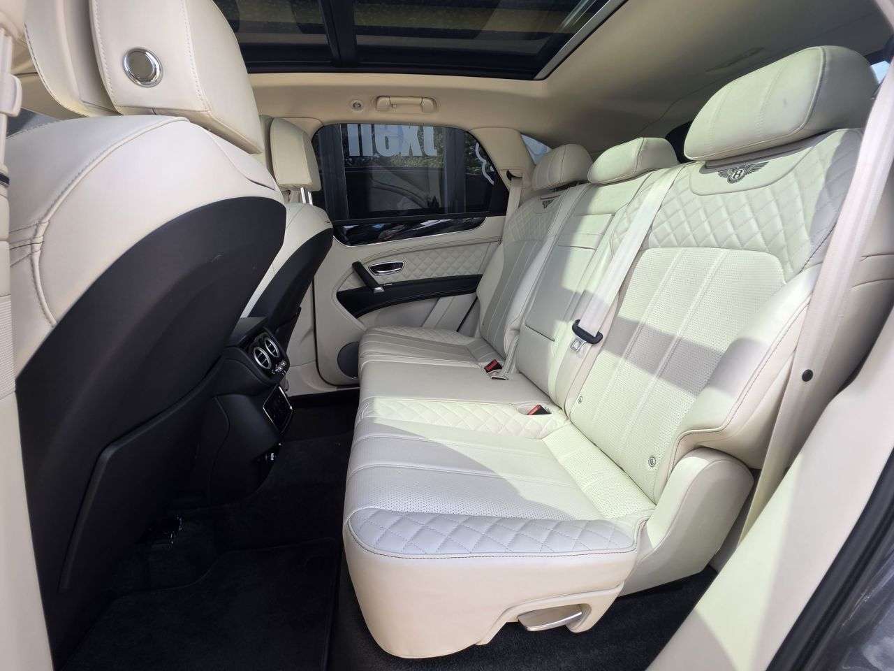 2021 BENTLEY BENTAYGA 2021 BENTLEY BENTAYGA