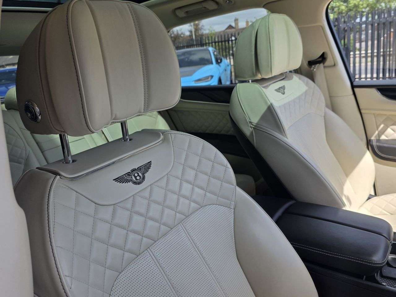 2021 BENTLEY BENTAYGA 2021 BENTLEY BENTAYGA