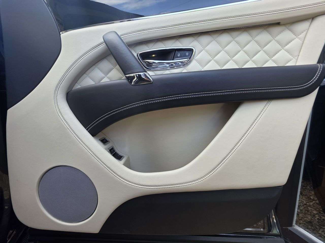 2021 BENTLEY BENTAYGA 2021 BENTLEY BENTAYGA
