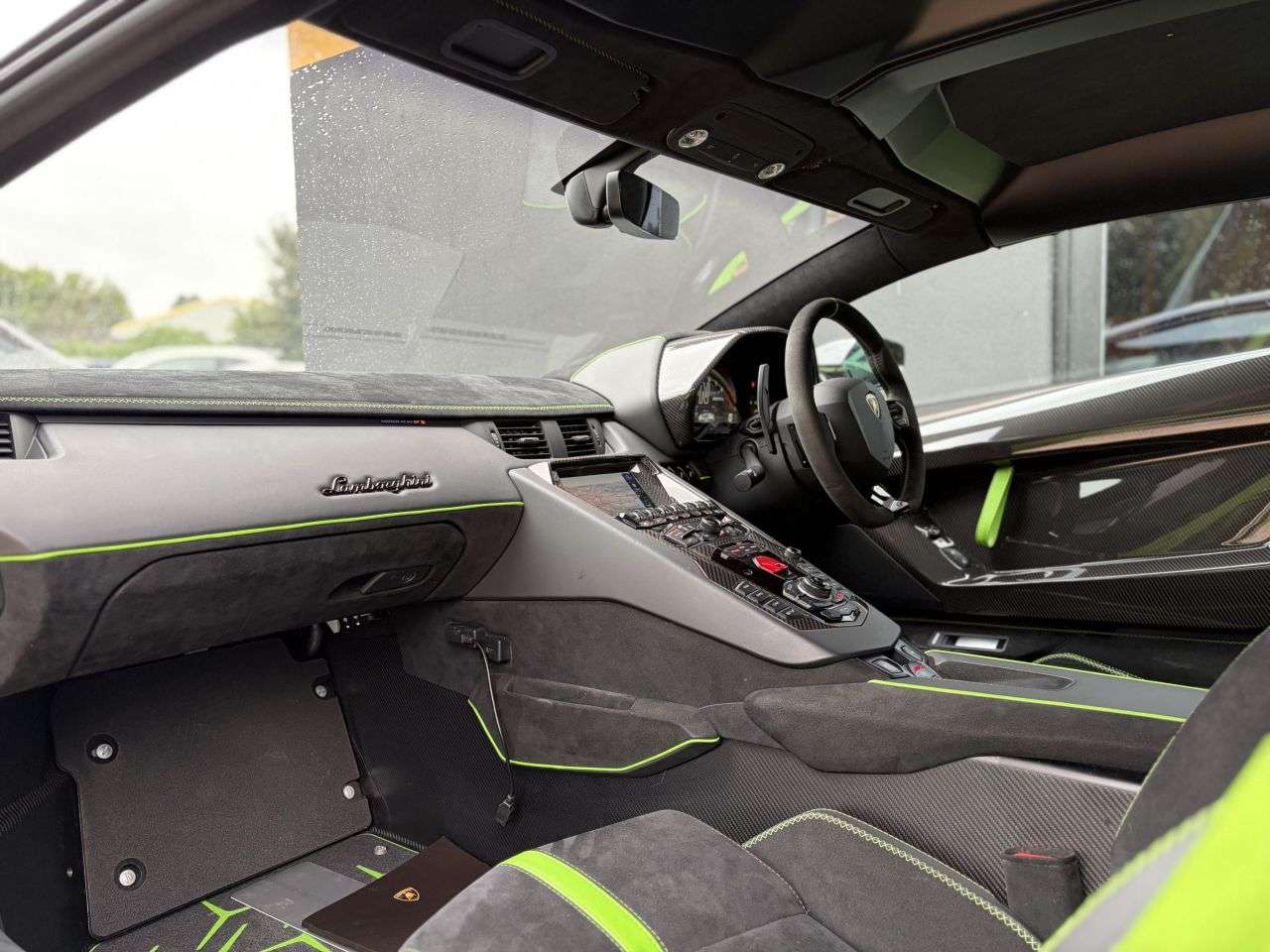 2021 LAMBORGHINI AVENTADOR 2021 LAMBORGHINI AVENTADOR