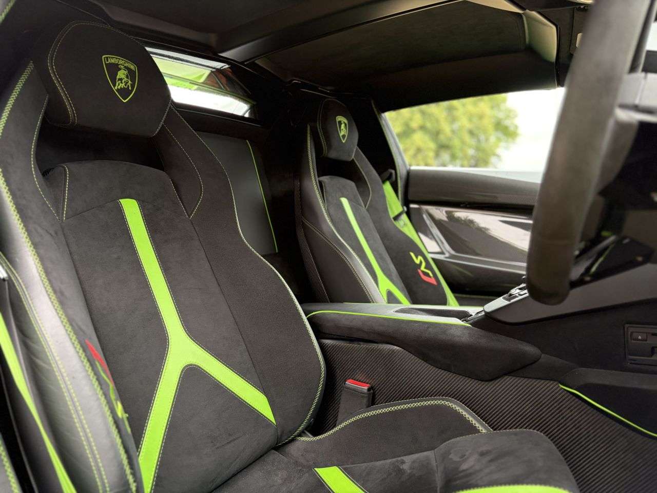 2021 LAMBORGHINI AVENTADOR 2021 LAMBORGHINI AVENTADOR
