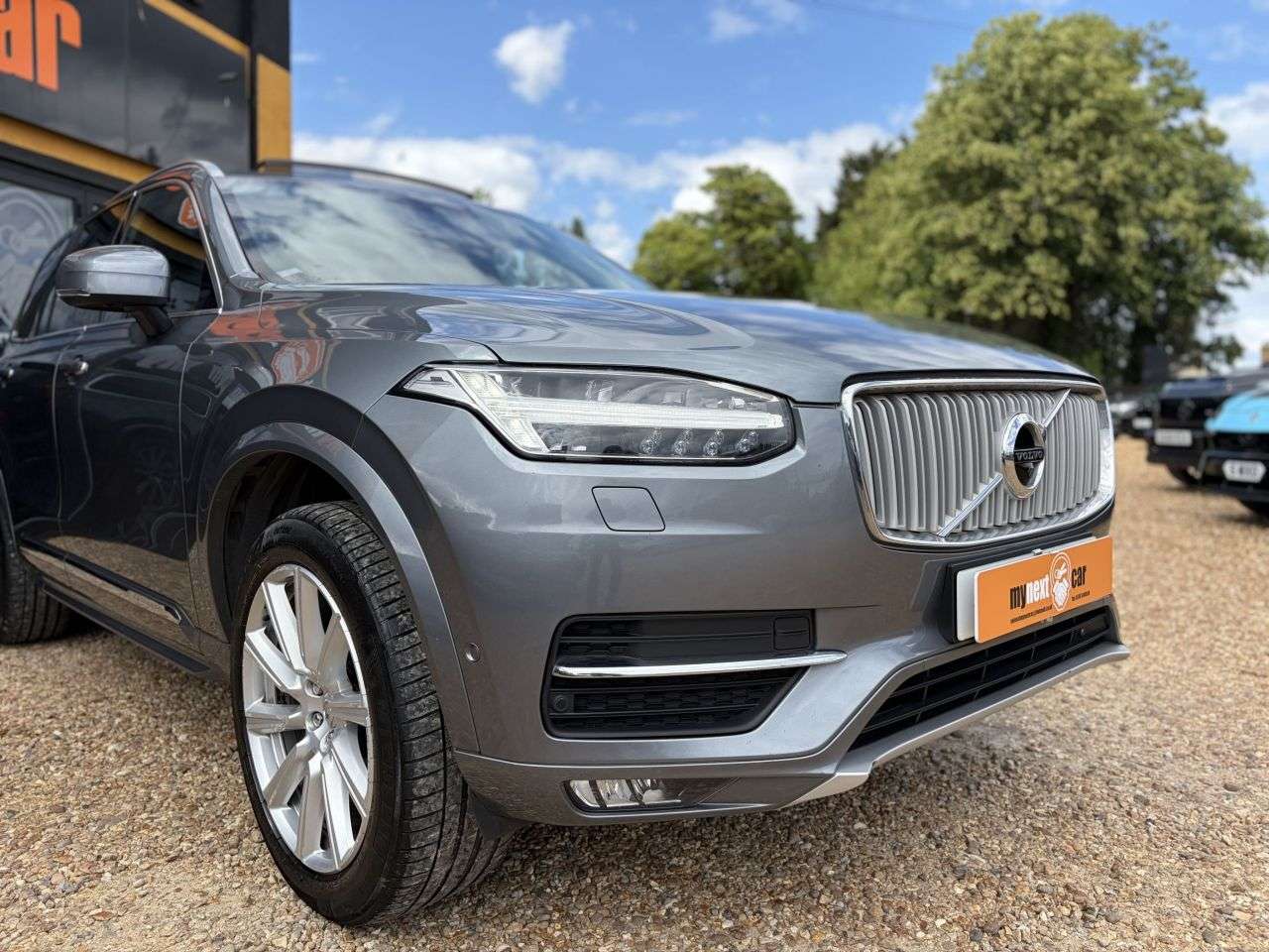 A 2018 VOLVO XC90 2.0 D5 PowerPulse Inscription SUV 5dr Diesel Auto 4WD Euro 6 (s/s) (235 ps) A 2018 VOLVO XC90 2.0 D5 PowerPulse Inscription SUV 5dr Diesel Auto 4WD Euro 6 (s/s) (235 ps)