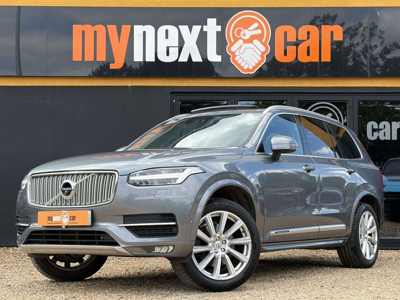 A 2018 VOLVO XC90 2.0 D5 PowerPulse Inscription SUV 5dr Diesel Auto 4WD Euro 6 (s/s) (235 ps) A 2018 VOLVO XC90 2.0 D5 PowerPulse Inscription SUV 5dr Diesel Auto 4WD Euro 6 (s/s) (235 ps)