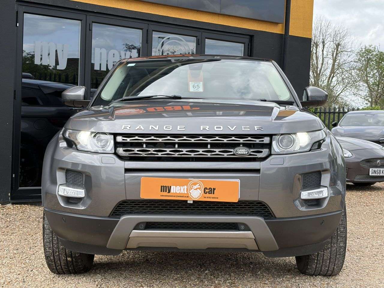 A 2016 LAND ROVER RANGE ROVER EVOQUE 2.2 SD4 Pure Tech Coupe 3dr Diesel Manual 4WD Euro 5 (s/s) (190 ps) FSH + P A 2016 LAND ROVER RANGE ROVER EVOQUE 2.2 SD4 Pure Tech Coupe 3dr Diesel Manual 4WD Euro 5 (s/s) (190 ps) FSH + P