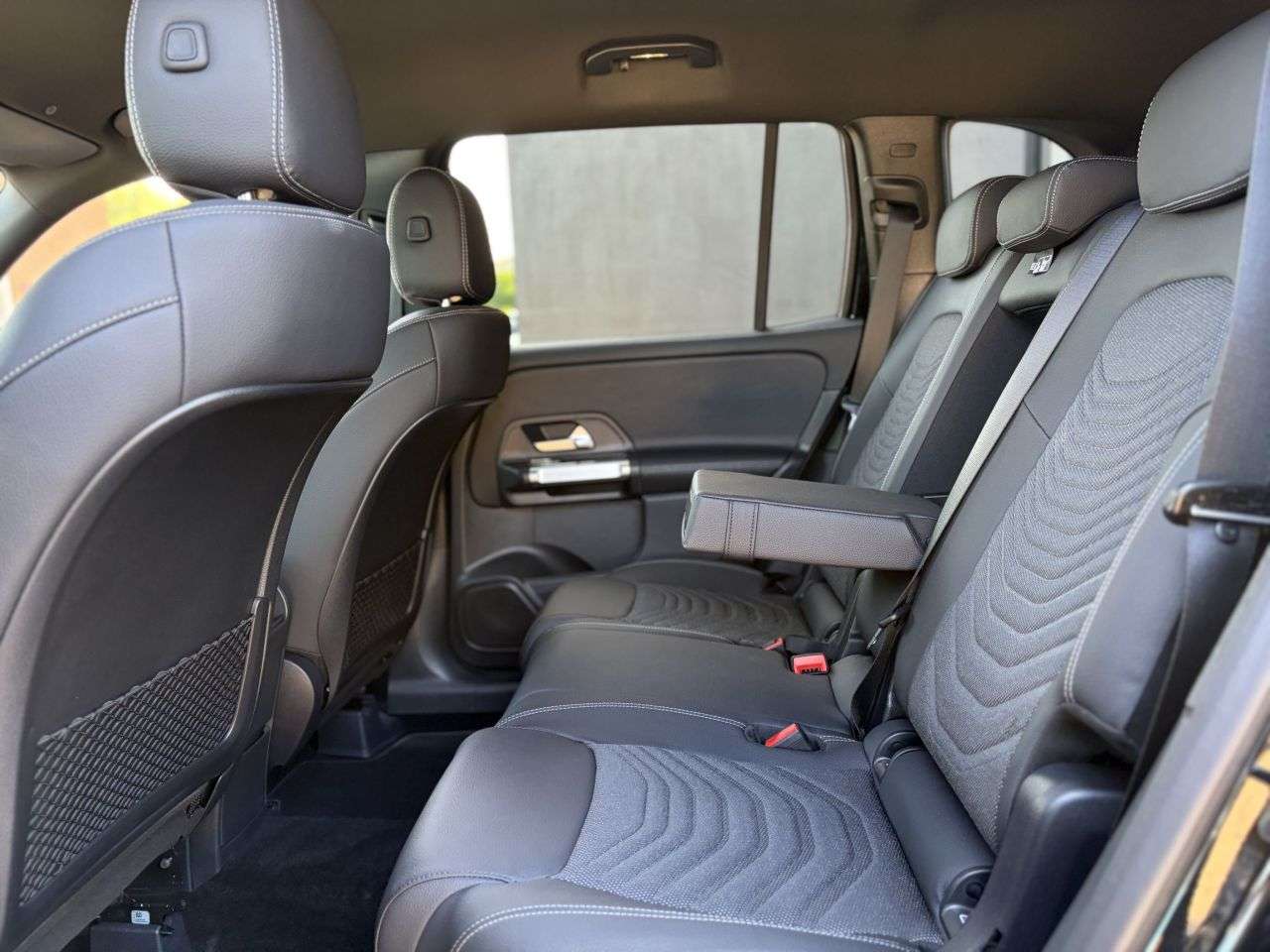 2026 MERCEDES-BENZ GLB 2026 MERCEDES-BENZ GLB