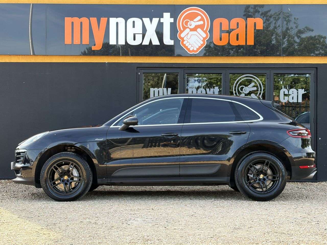 2016 PORSCHE MACAN 2016 PORSCHE MACAN