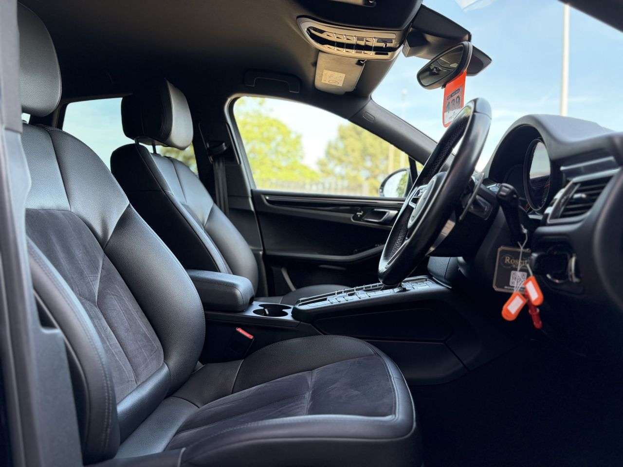 2016 PORSCHE MACAN 2016 PORSCHE MACAN