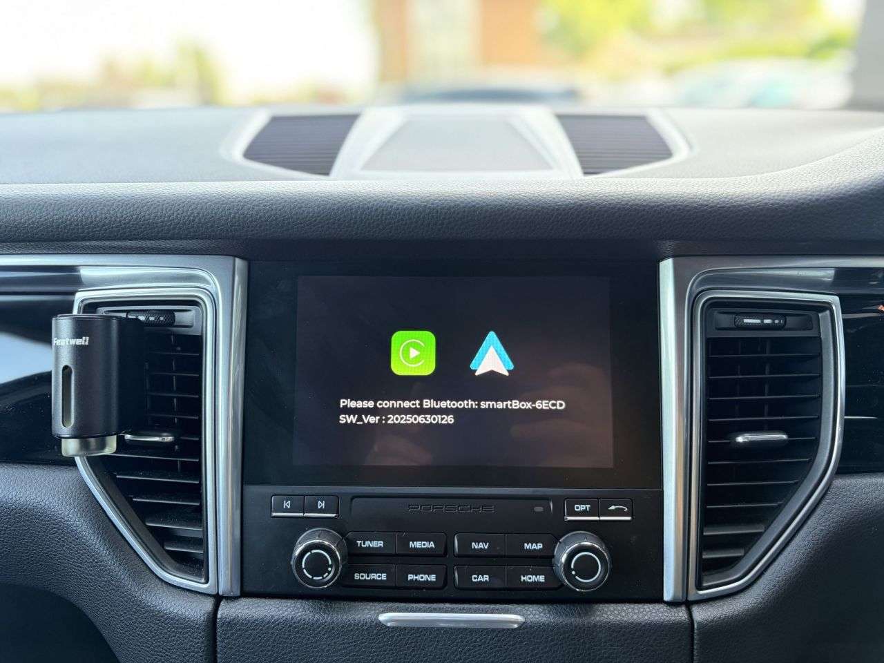 2016 PORSCHE MACAN 2016 PORSCHE MACAN