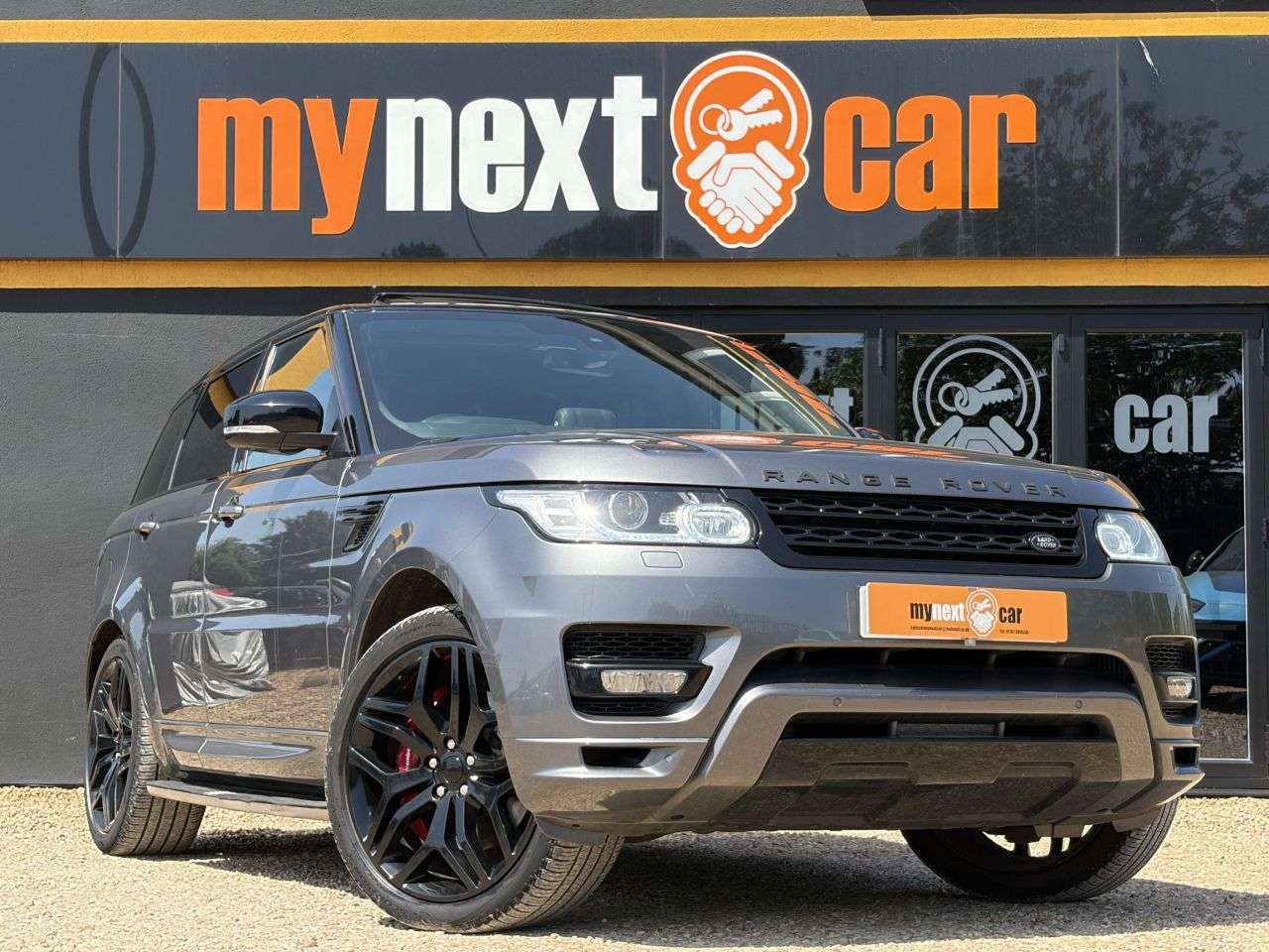 A 2014 LAND ROVER RANGE ROVER SPORT 4.4 SD V8 Autobiography Dynamic SUV 5dr Diesel Auto 4WD Euro 5 (339 ps) * D A 2014 LAND ROVER RANGE ROVER SPORT 4.4 SD V8 Autobiography Dynamic SUV 5dr Diesel Auto 4WD Euro 5 (339 ps) * D