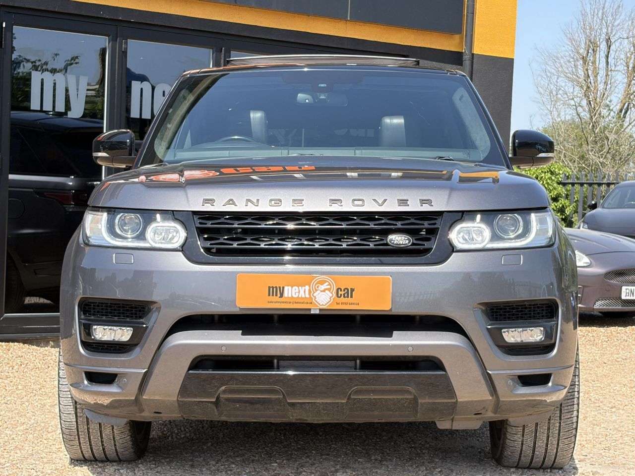 A 2014 LAND ROVER RANGE ROVER SPORT 4.4 SD V8 Autobiography Dynamic SUV 5dr Diesel Auto 4WD Euro 5 (339 ps) * D A 2014 LAND ROVER RANGE ROVER SPORT 4.4 SD V8 Autobiography Dynamic SUV 5dr Diesel Auto 4WD Euro 5 (339 ps) * D