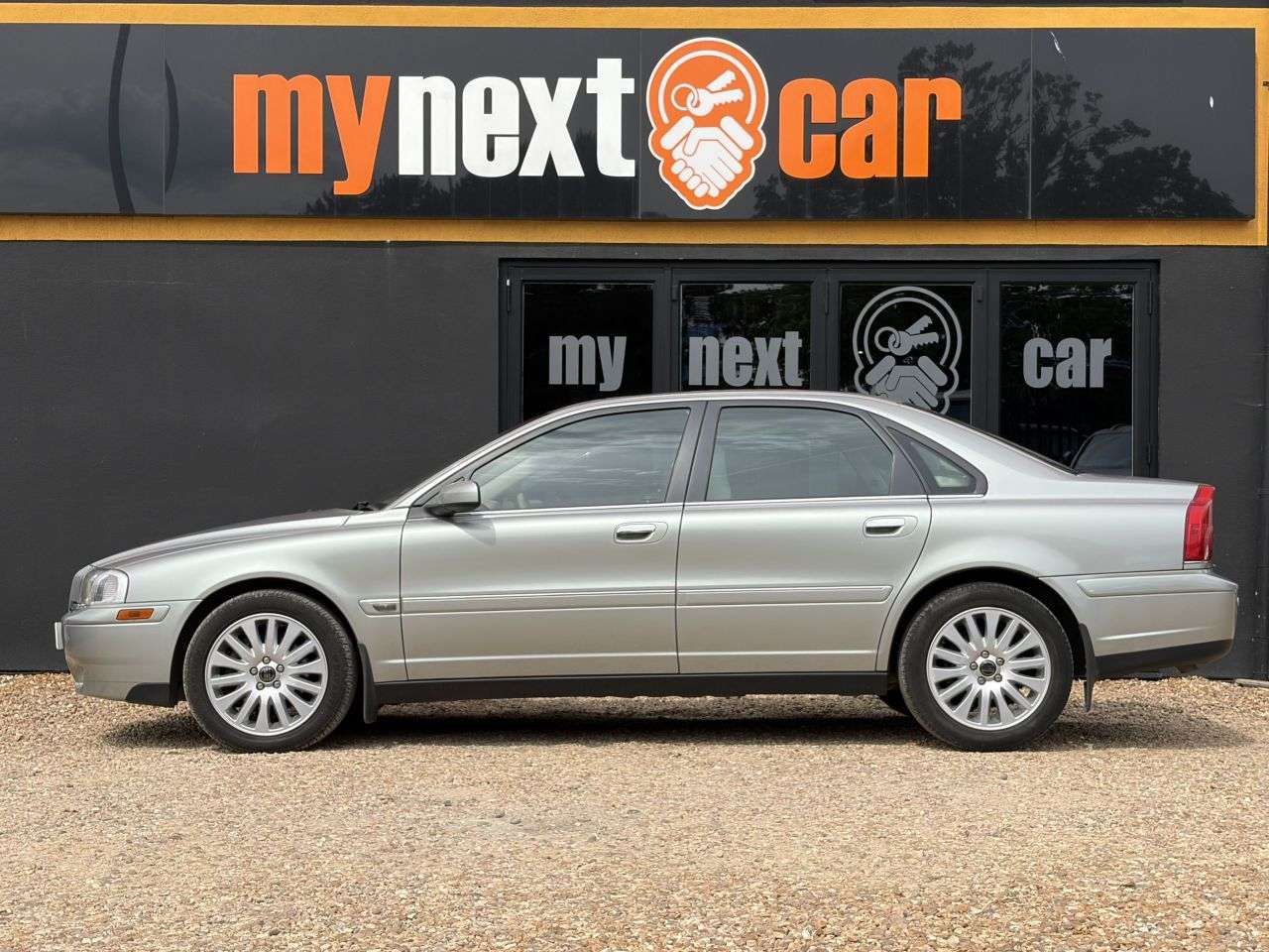 2004 VOLVO S80 2004 VOLVO S80