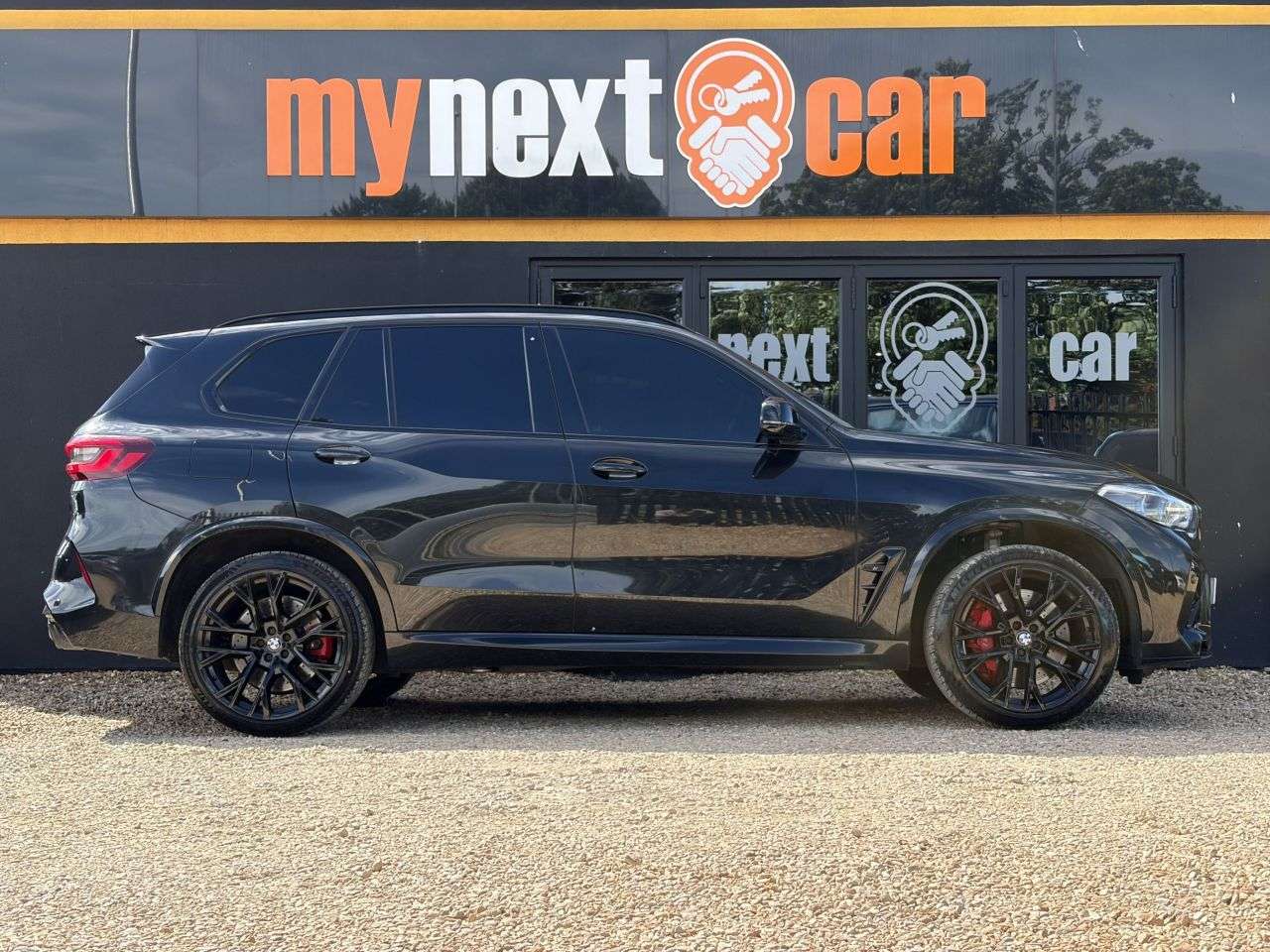 2021 BMW X5 M 2021 BMW X5 M
