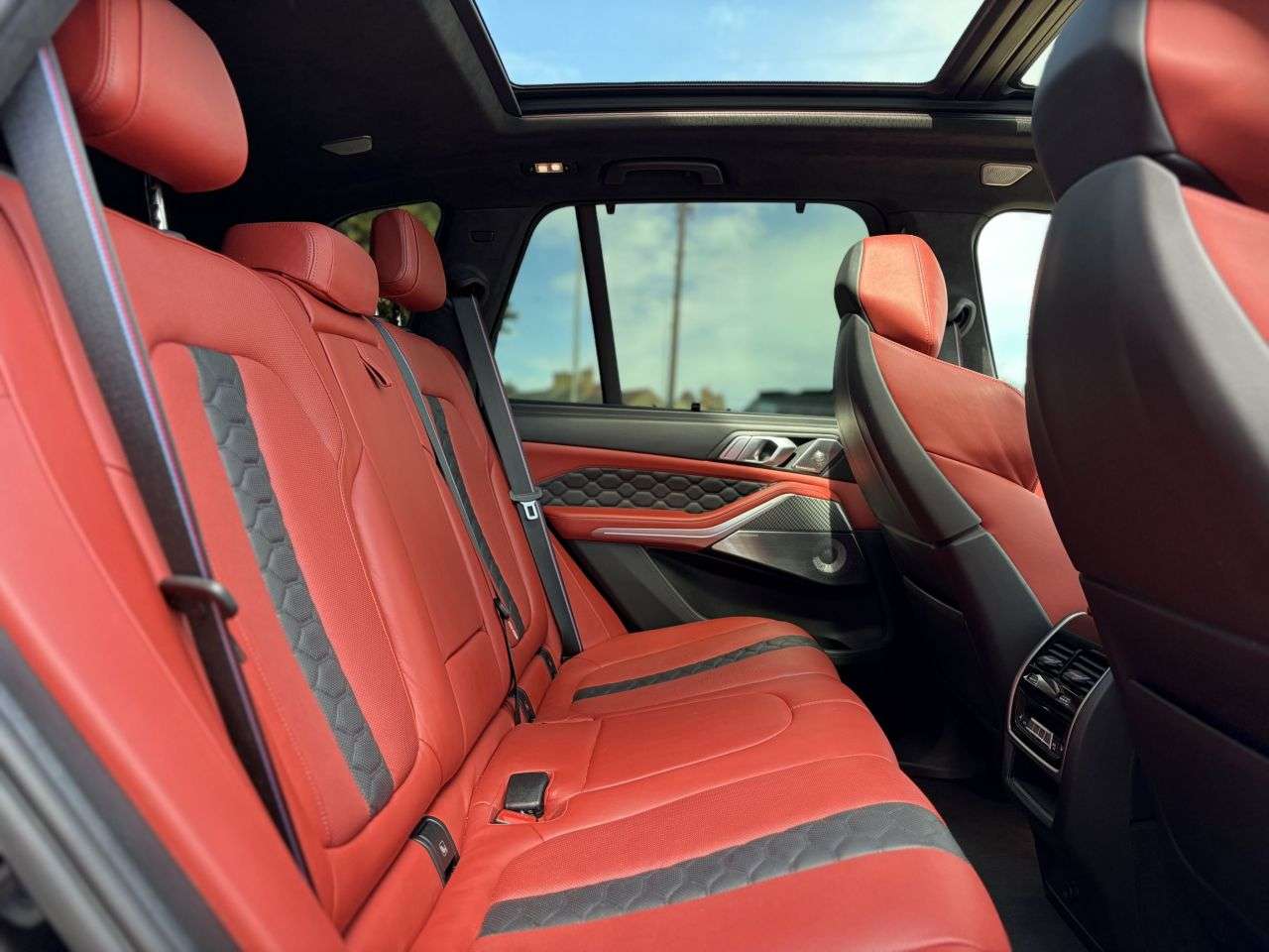 2021 BMW X5 M 2021 BMW X5 M