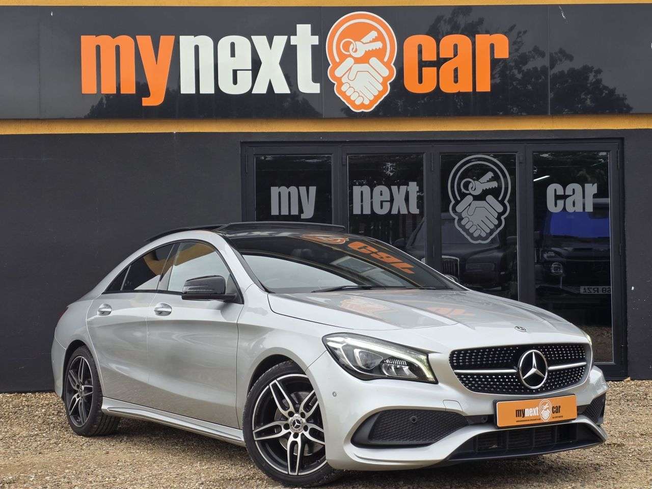 A 2017 MERCEDES-BENZ CLA 2.1 CLA220d AMG Line Coupe 4dr Diesel 7G-DCT Euro 6 (s/s) (177 ps) COMAND O A 2017 MERCEDES-BENZ CLA 2.1 CLA220d AMG Line Coupe 4dr Diesel 7G-DCT Euro 6 (s/s) (177 ps) COMAND O