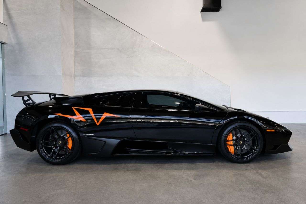 A 2008 LAMBORGHINI MURCIELAGO 6.5 V12 LP 640 Coupe EGear 4WD Euro 4 2dr FULL LP670 SV BODY CONVERSION/ LI A 2008 LAMBORGHINI MURCIELAGO 6.5 V12 LP 640 Coupe EGear 4WD Euro 4 2dr FULL LP670 SV BODY CONVERSION/ LI