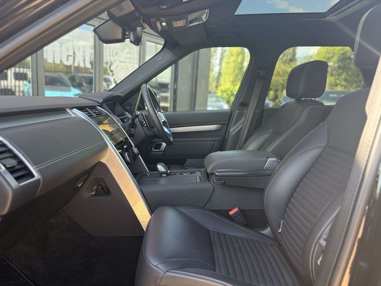 2024 LAND ROVER DISCOVERY 2024 LAND ROVER DISCOVERY