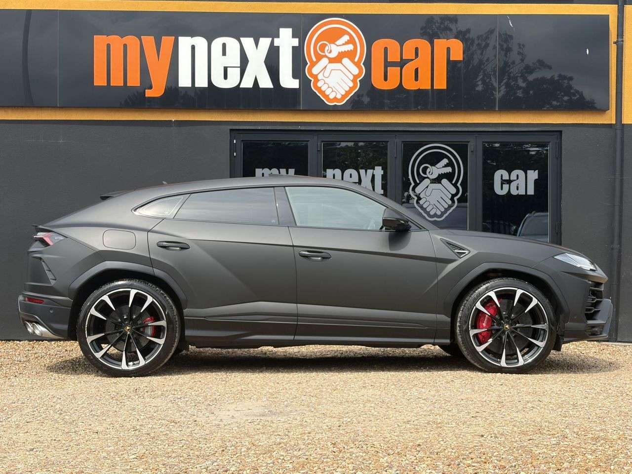 2020 LAMBORGHINI URUS 2020 LAMBORGHINI URUS