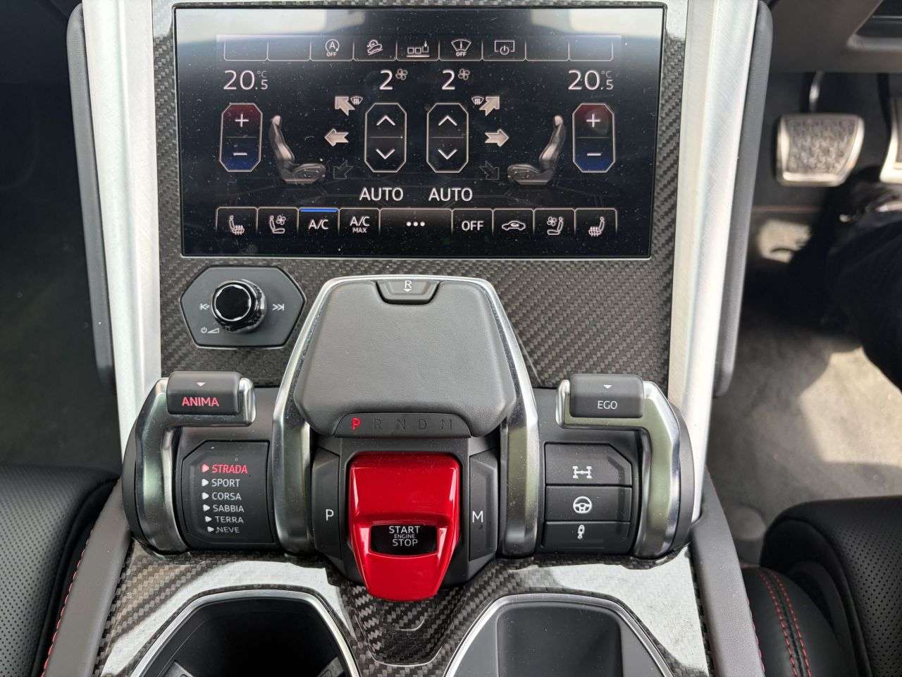 2020 LAMBORGHINI URUS 2020 LAMBORGHINI URUS