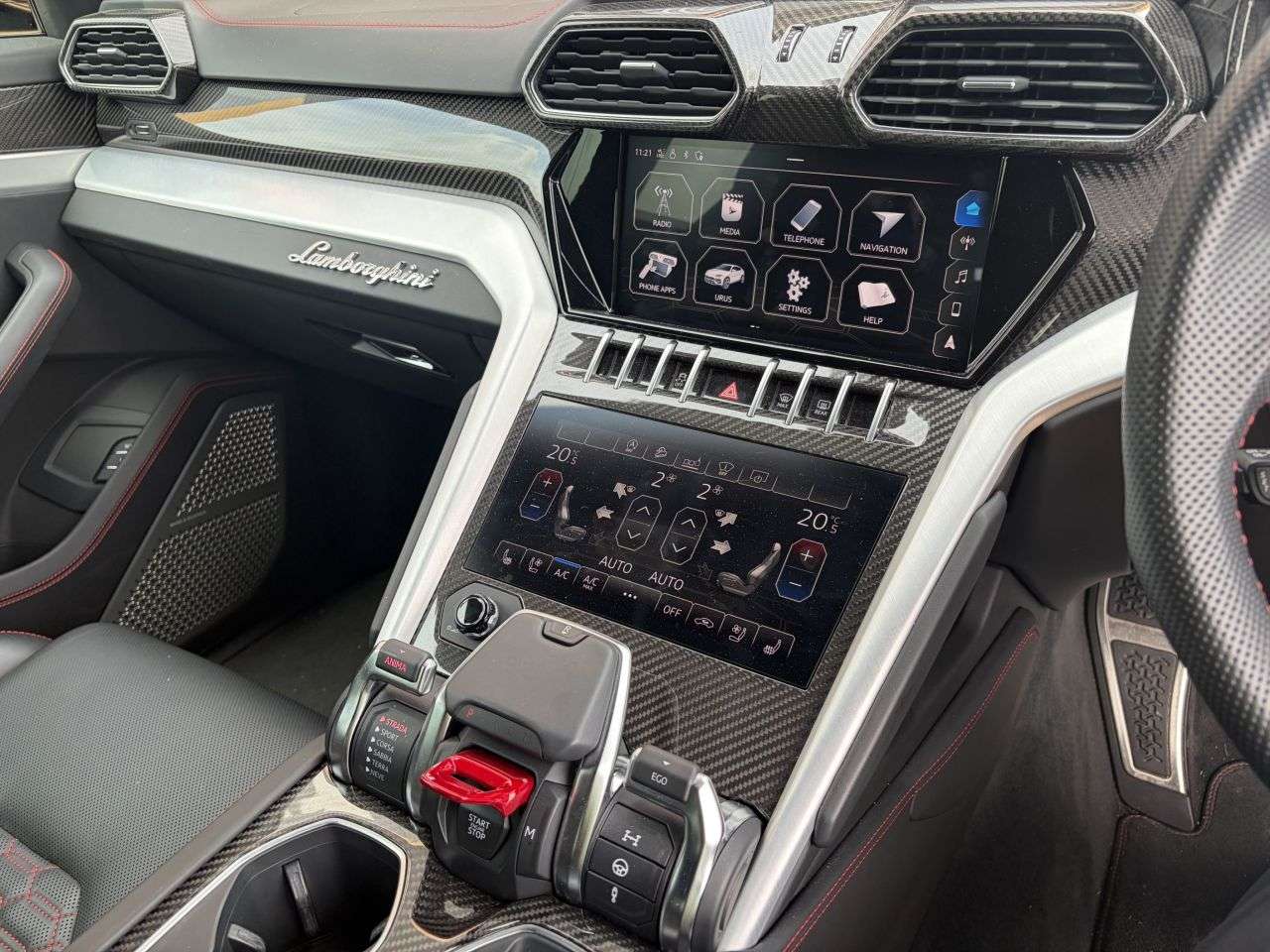 2020 LAMBORGHINI URUS 2020 LAMBORGHINI URUS