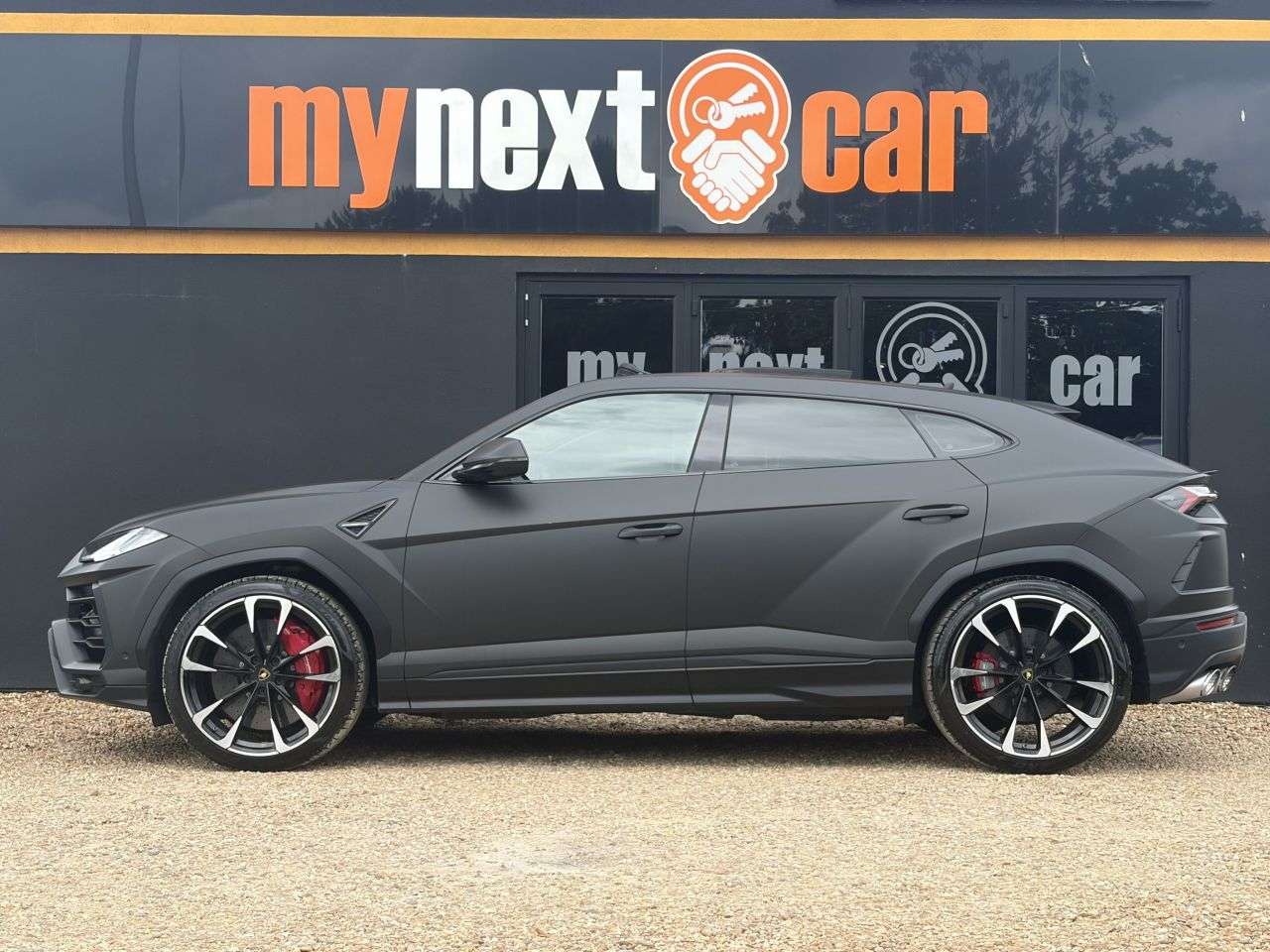 2020 LAMBORGHINI URUS 2020 LAMBORGHINI URUS
