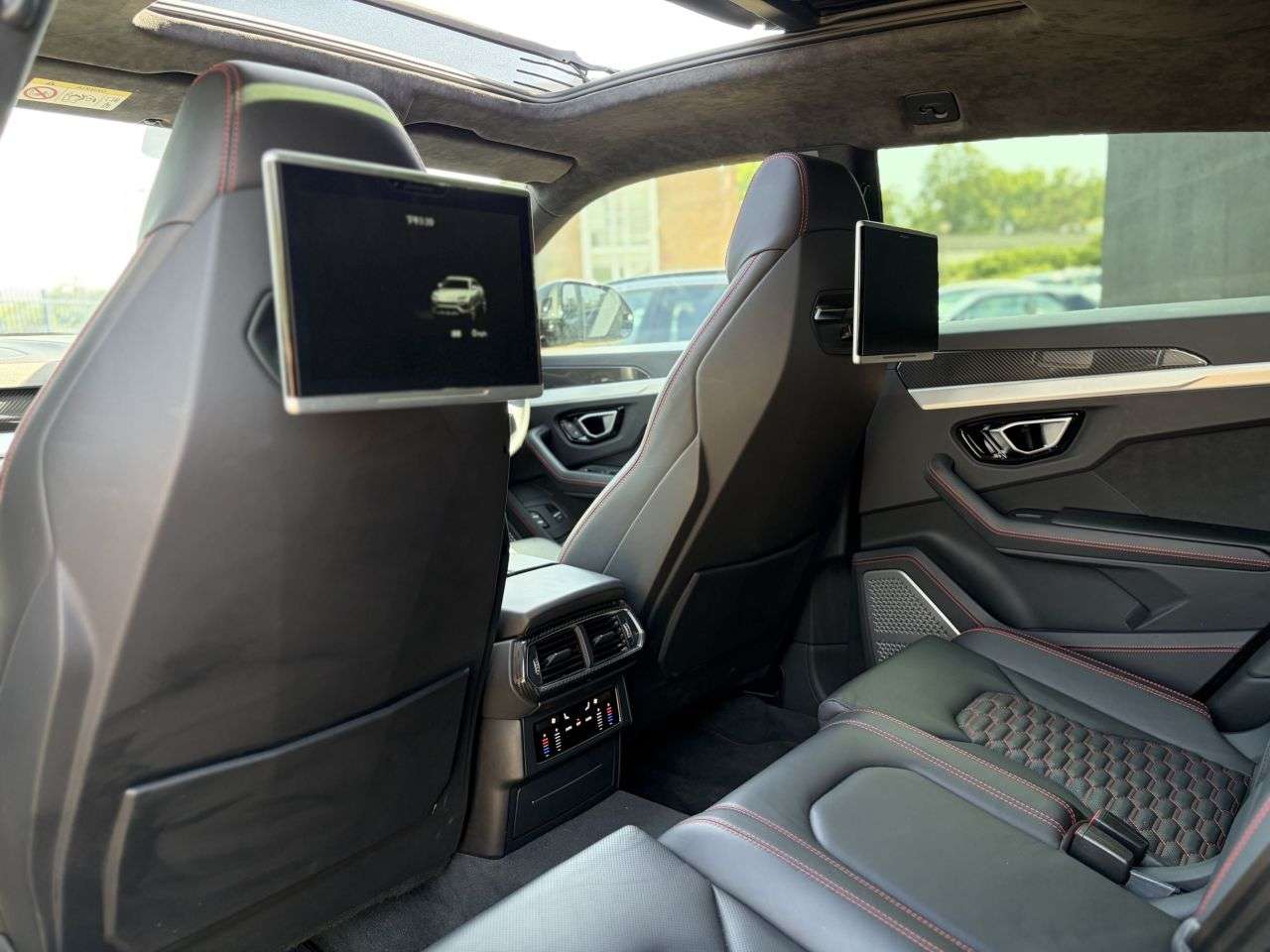 2020 LAMBORGHINI URUS 2020 LAMBORGHINI URUS