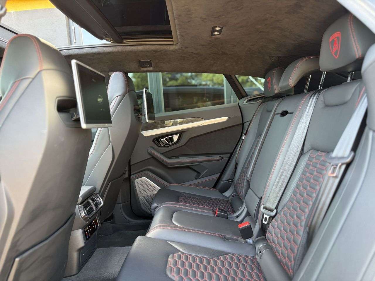 2020 LAMBORGHINI URUS 2020 LAMBORGHINI URUS