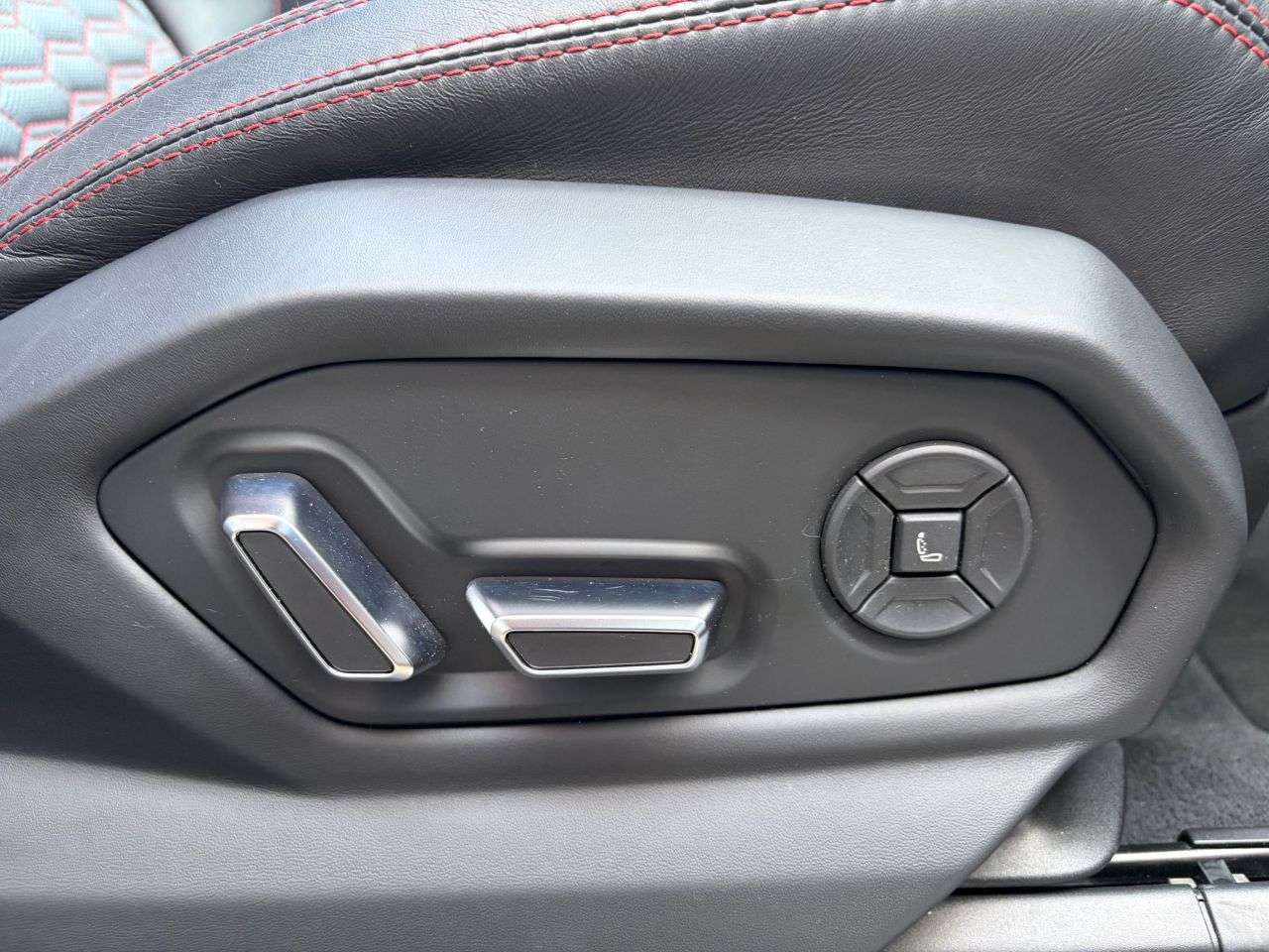 2020 LAMBORGHINI URUS 2020 LAMBORGHINI URUS