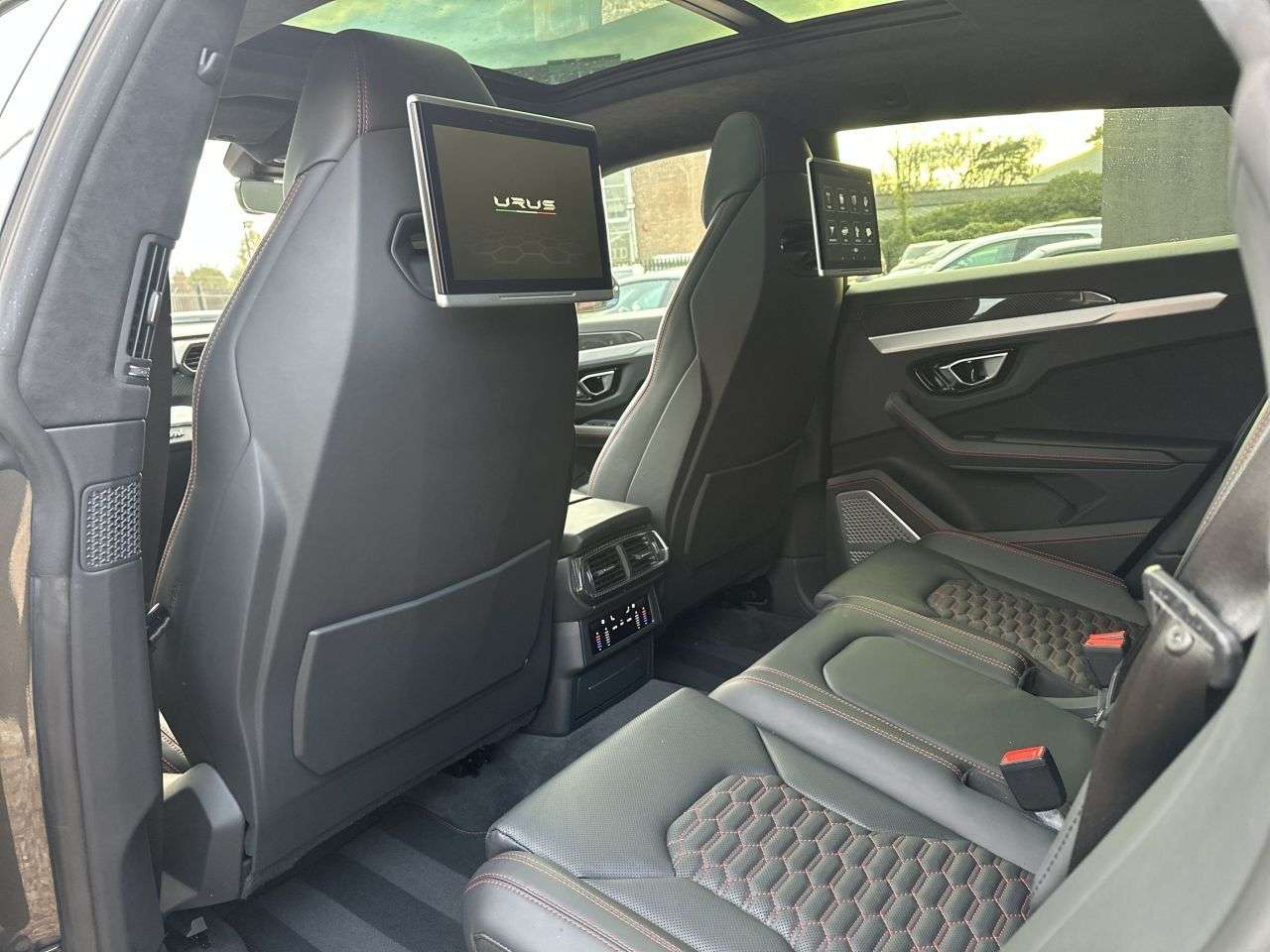 2020 LAMBORGHINI URUS 2020 LAMBORGHINI URUS