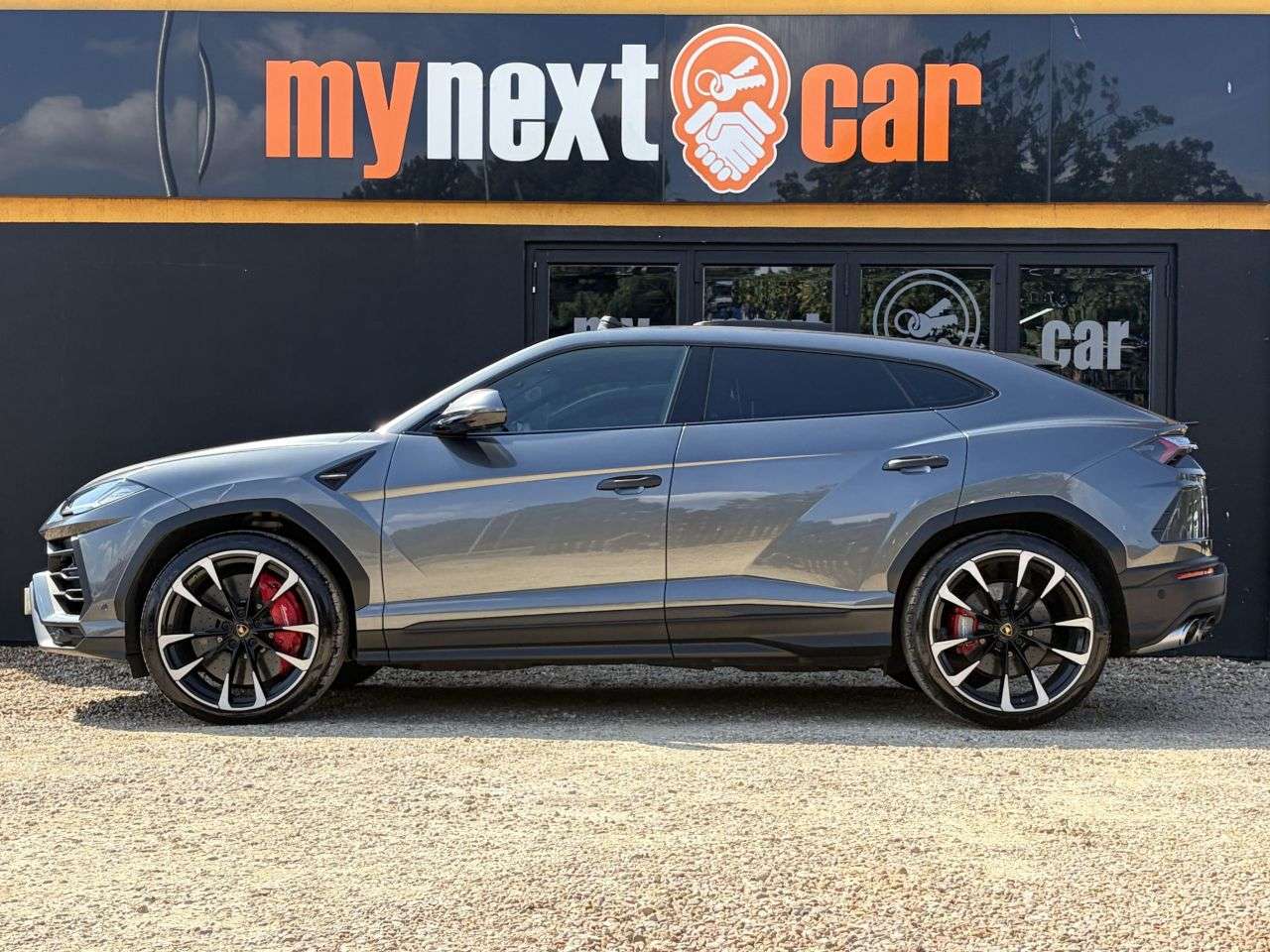 2020 LAMBORGHINI URUS 2020 LAMBORGHINI URUS