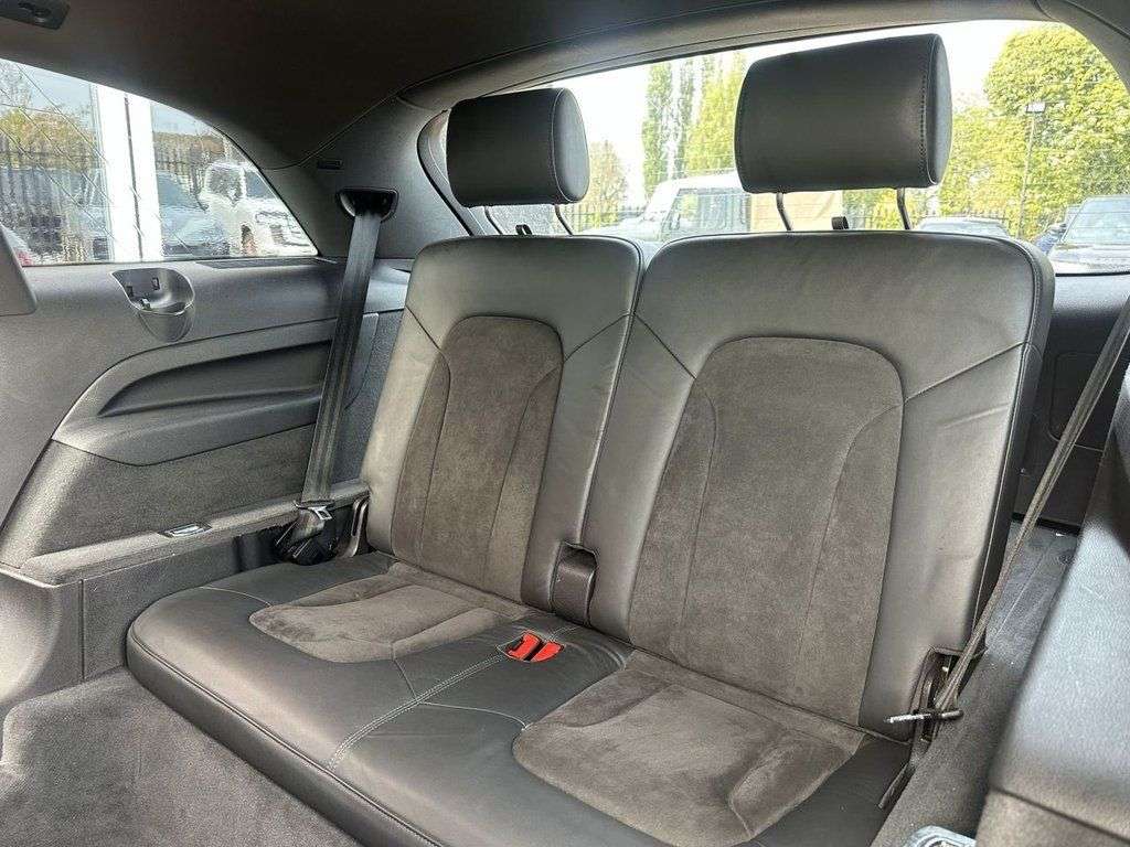2014 AUDI Q7 2014 AUDI Q7
