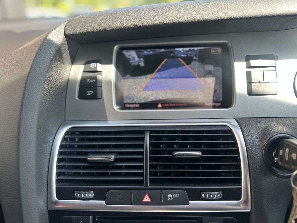 2014 AUDI Q7 2014 AUDI Q7