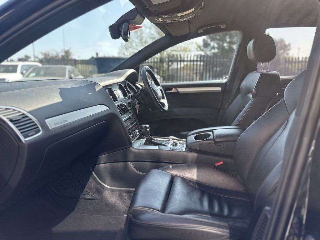 2014 AUDI Q7 2014 AUDI Q7