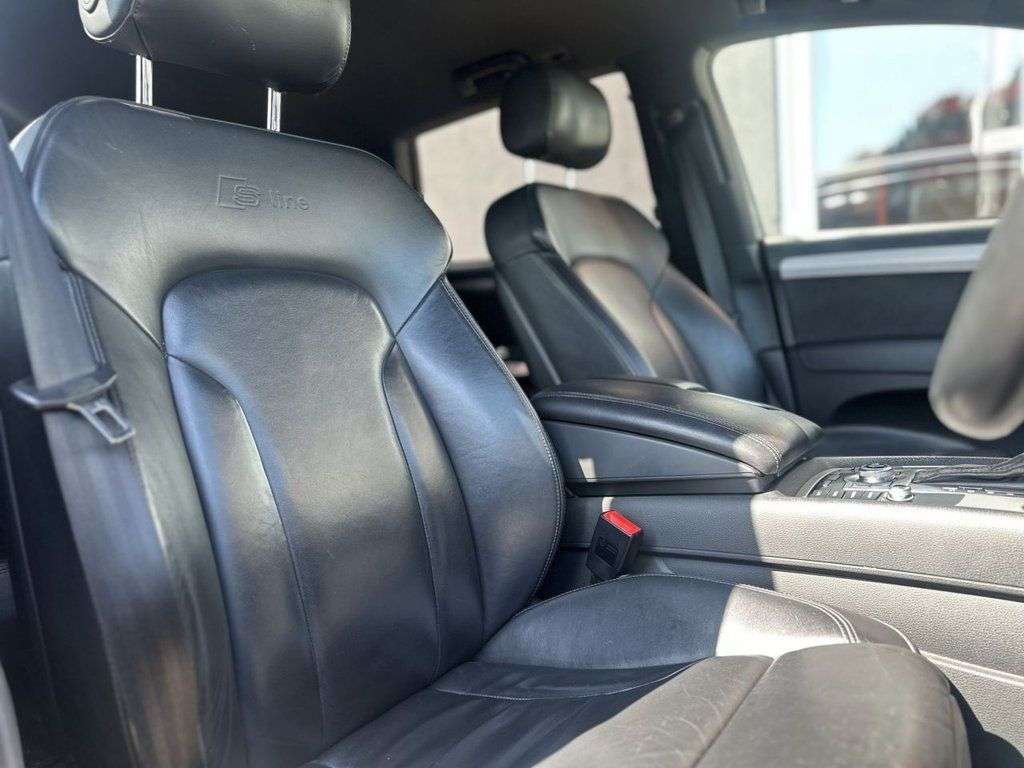 2014 AUDI Q7 2014 AUDI Q7