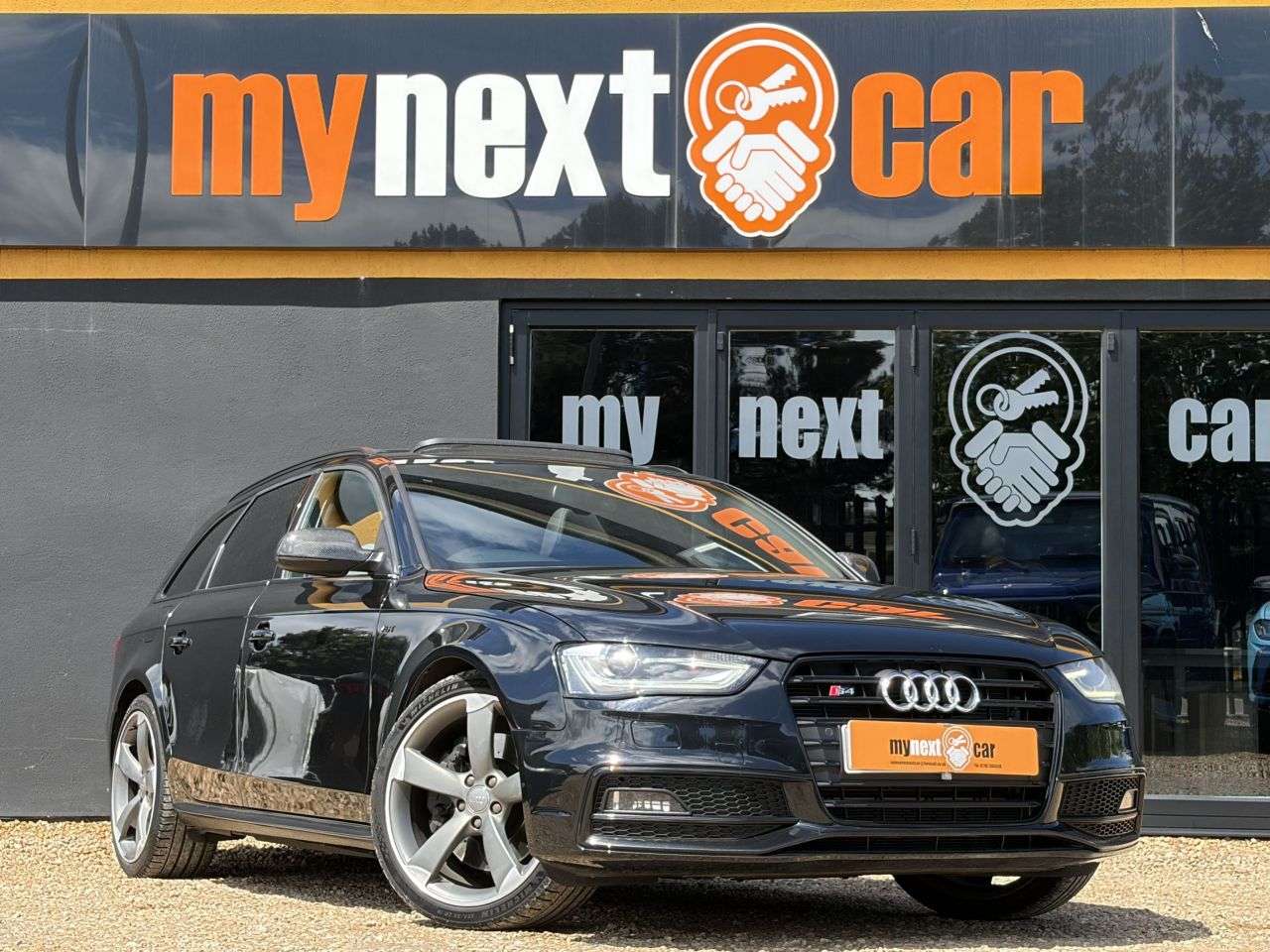 A 2014 AUDI S4 AVANT 3.0 TFSI V6 Black Edition Estate 5dr Petrol S Tronic quattro Euro 5 (s/s) ( A 2014 AUDI S4 AVANT 3.0 TFSI V6 Black Edition Estate 5dr Petrol S Tronic quattro Euro 5 (s/s) (