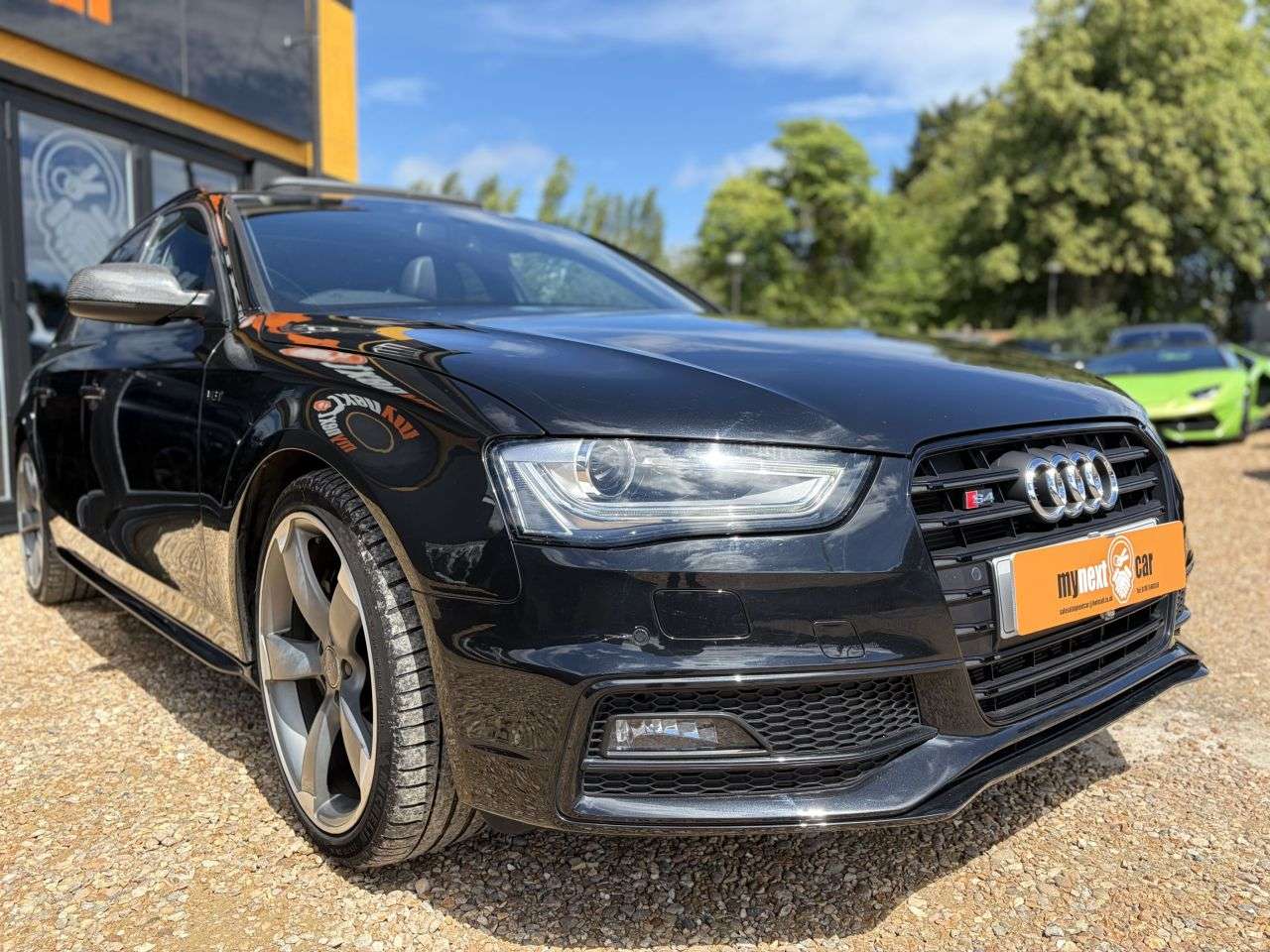 A 2014 AUDI S4 AVANT 3.0 TFSI V6 Black Edition Estate 5dr Petrol S Tronic quattro Euro 5 (s/s) ( A 2014 AUDI S4 AVANT 3.0 TFSI V6 Black Edition Estate 5dr Petrol S Tronic quattro Euro 5 (s/s) (