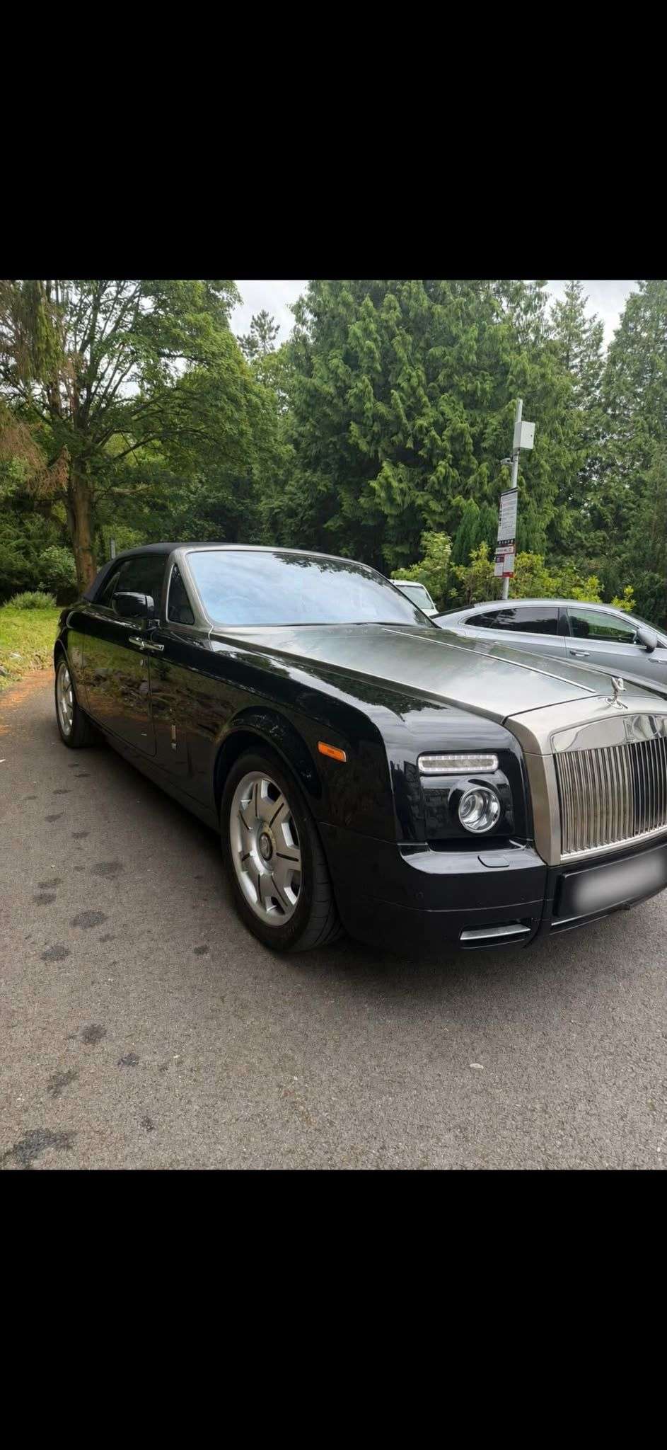 A 2008 ROLLS-ROYCE PHANTOM 6.7 V12 Drophead Coupe 2dr Petrol Auto Euro 4 (453 bhp) STEEL BONNET/ 2 KEY A 2008 ROLLS-ROYCE PHANTOM 6.7 V12 Drophead Coupe 2dr Petrol Auto Euro 4 (453 bhp) STEEL BONNET/ 2 KEY