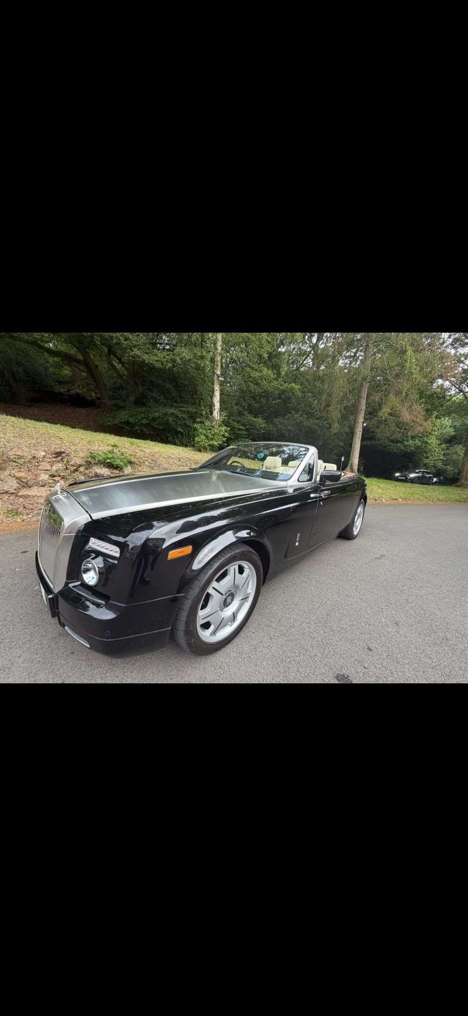 A 2008 ROLLS-ROYCE PHANTOM 6.7 V12 Drophead Coupe 2dr Petrol Auto Euro 4 (453 bhp) STEEL BONNET/ 2 KEY A 2008 ROLLS-ROYCE PHANTOM 6.7 V12 Drophead Coupe 2dr Petrol Auto Euro 4 (453 bhp) STEEL BONNET/ 2 KEY