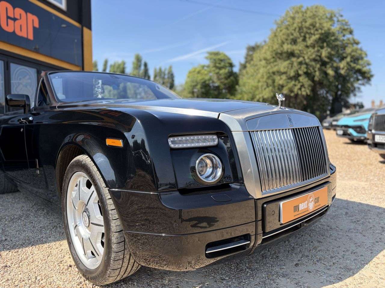 A 2008 ROLLS-ROYCE PHANTOM 6.7 V12 Drophead Coupe 2dr Petrol Auto Euro 4 (453 bhp) STEEL BONNET/ 2 KEY A 2008 ROLLS-ROYCE PHANTOM 6.7 V12 Drophead Coupe 2dr Petrol Auto Euro 4 (453 bhp) STEEL BONNET/ 2 KEY