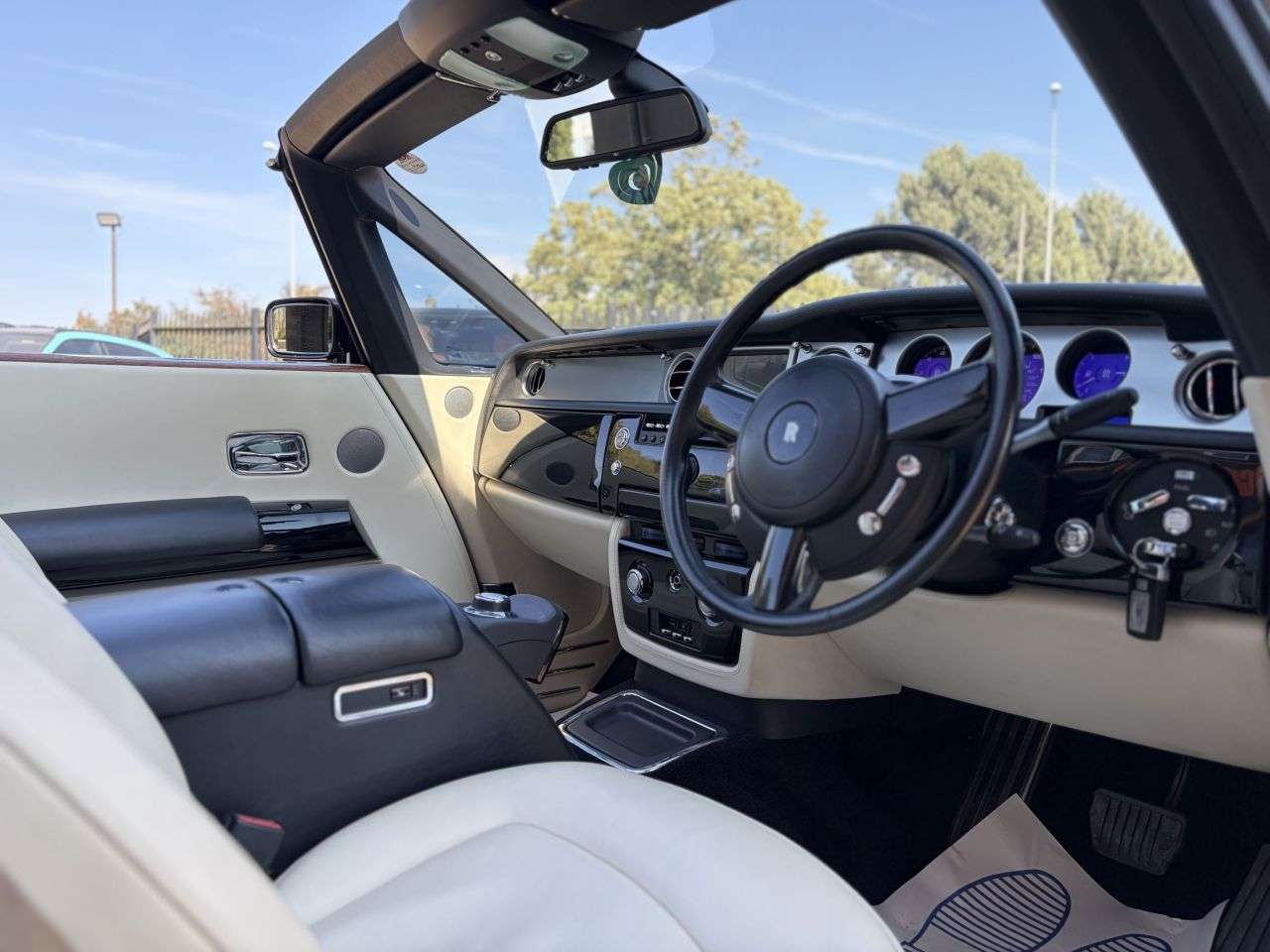 2008 ROLLS-ROYCE PHANTOM 2008 ROLLS-ROYCE PHANTOM