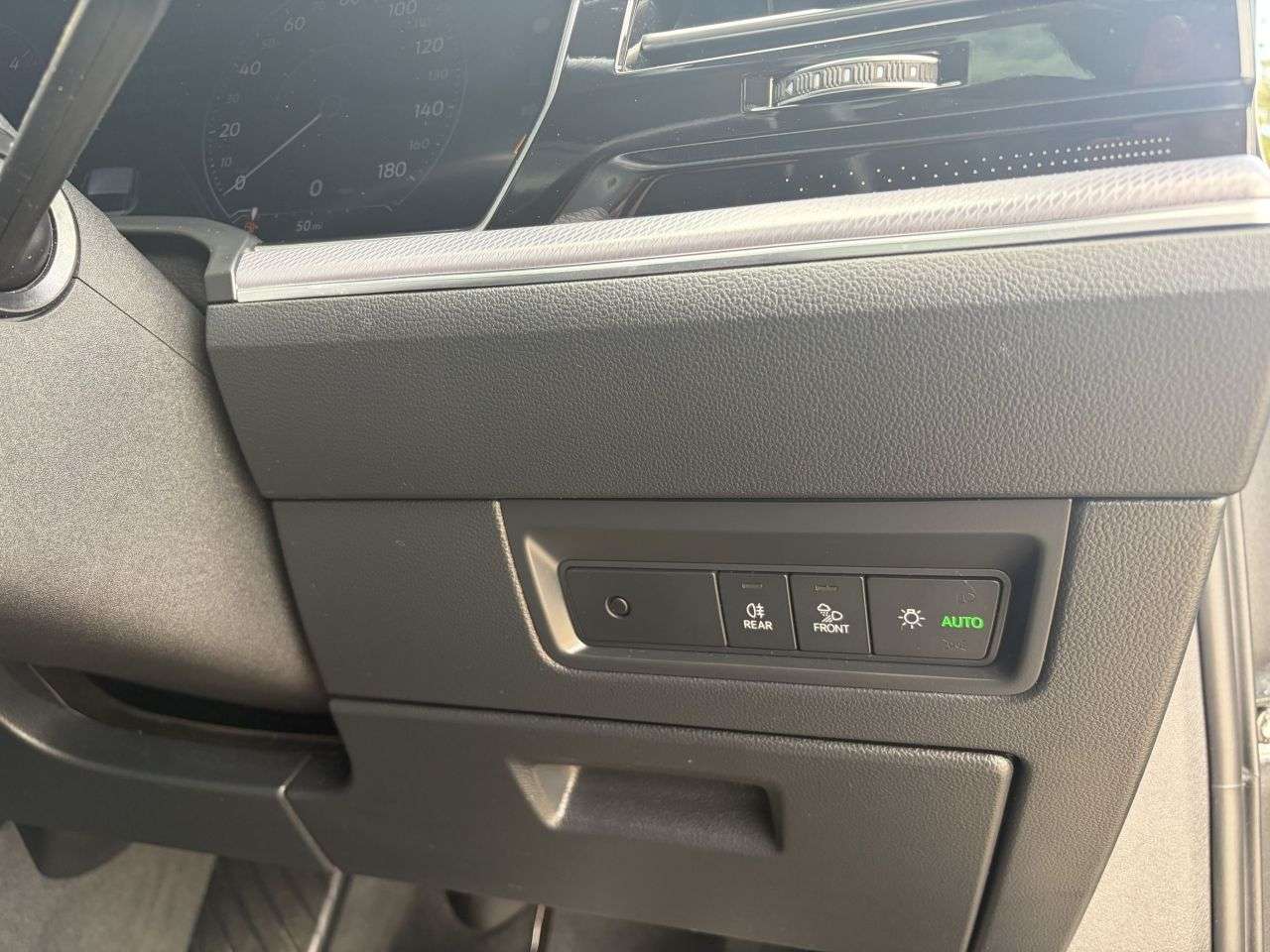 2023 VOLKSWAGEN TOUAREG 2023 VOLKSWAGEN TOUAREG