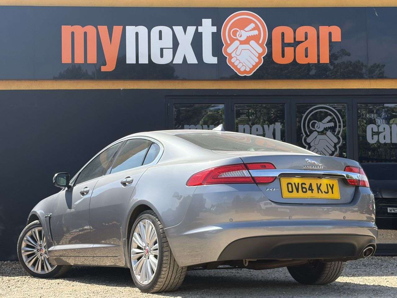 2014 JAGUAR XF 2014 JAGUAR XF