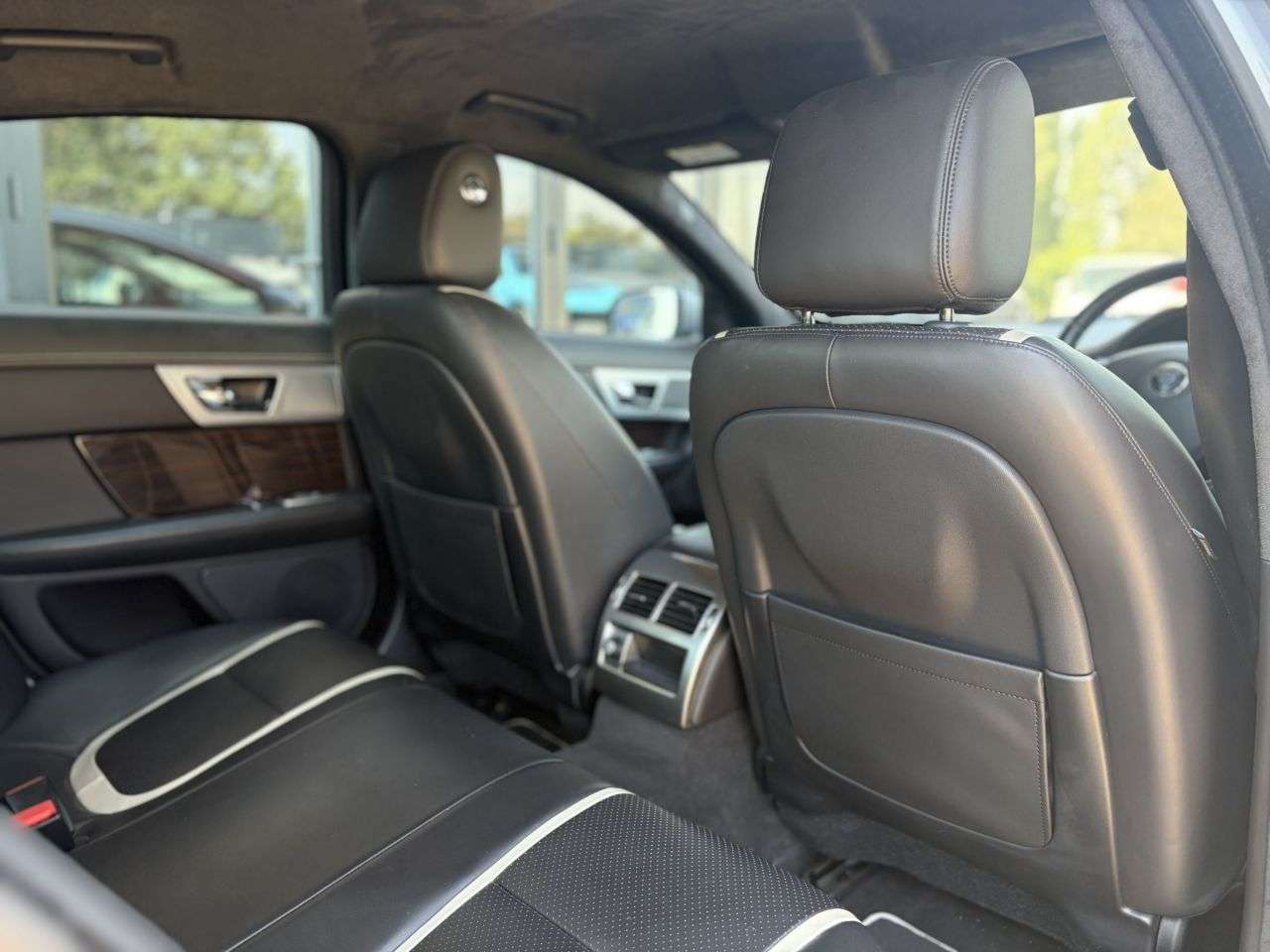 2014 JAGUAR XF 2014 JAGUAR XF